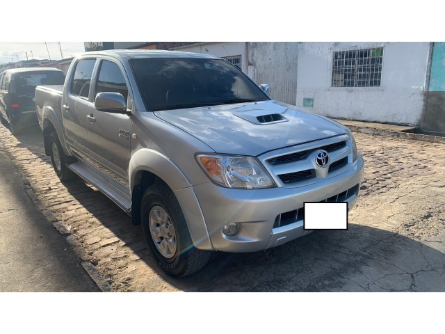 TOYOTA HILUX SW4