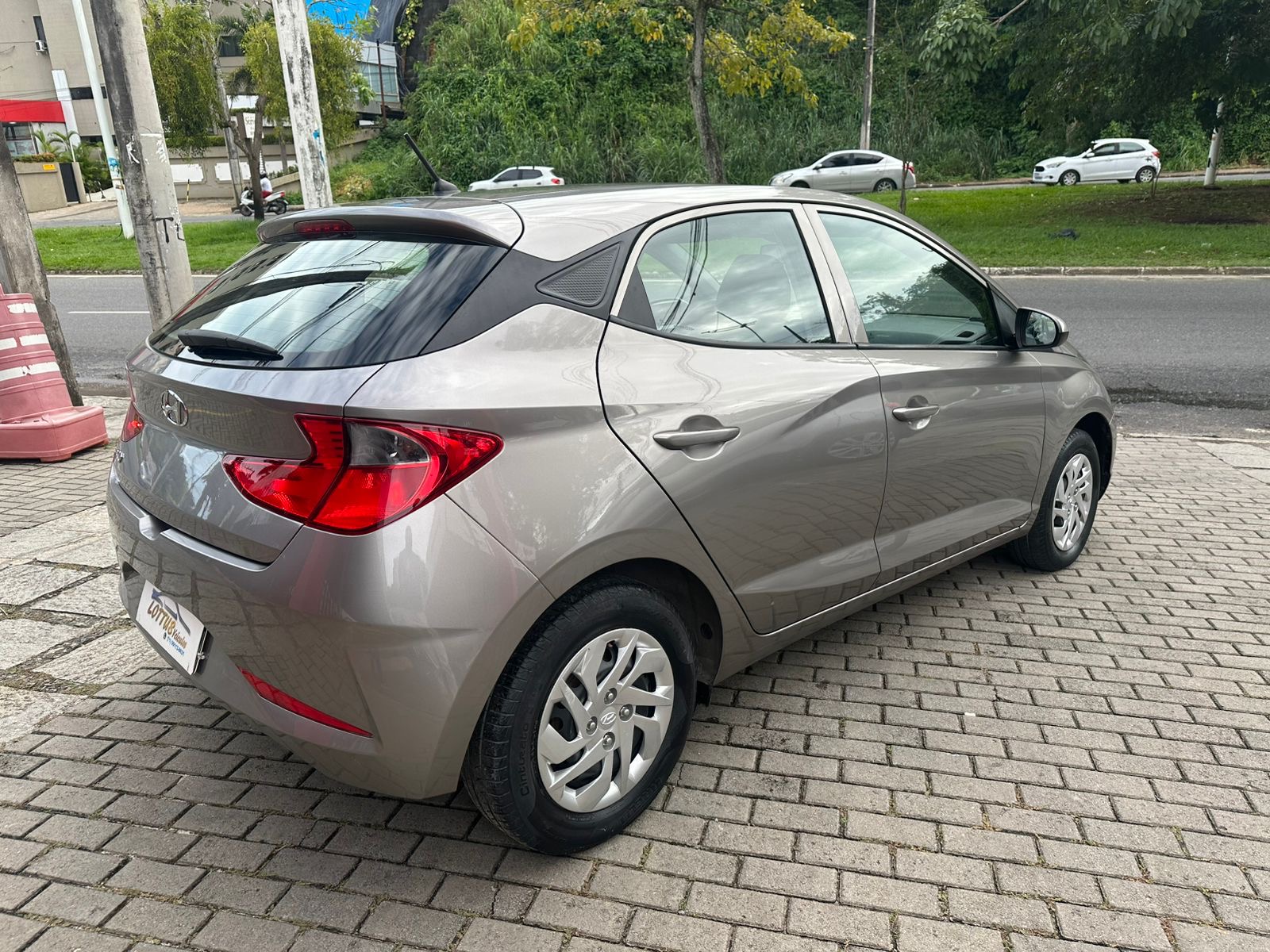 HYUNDAI hb20 1.0 sense
