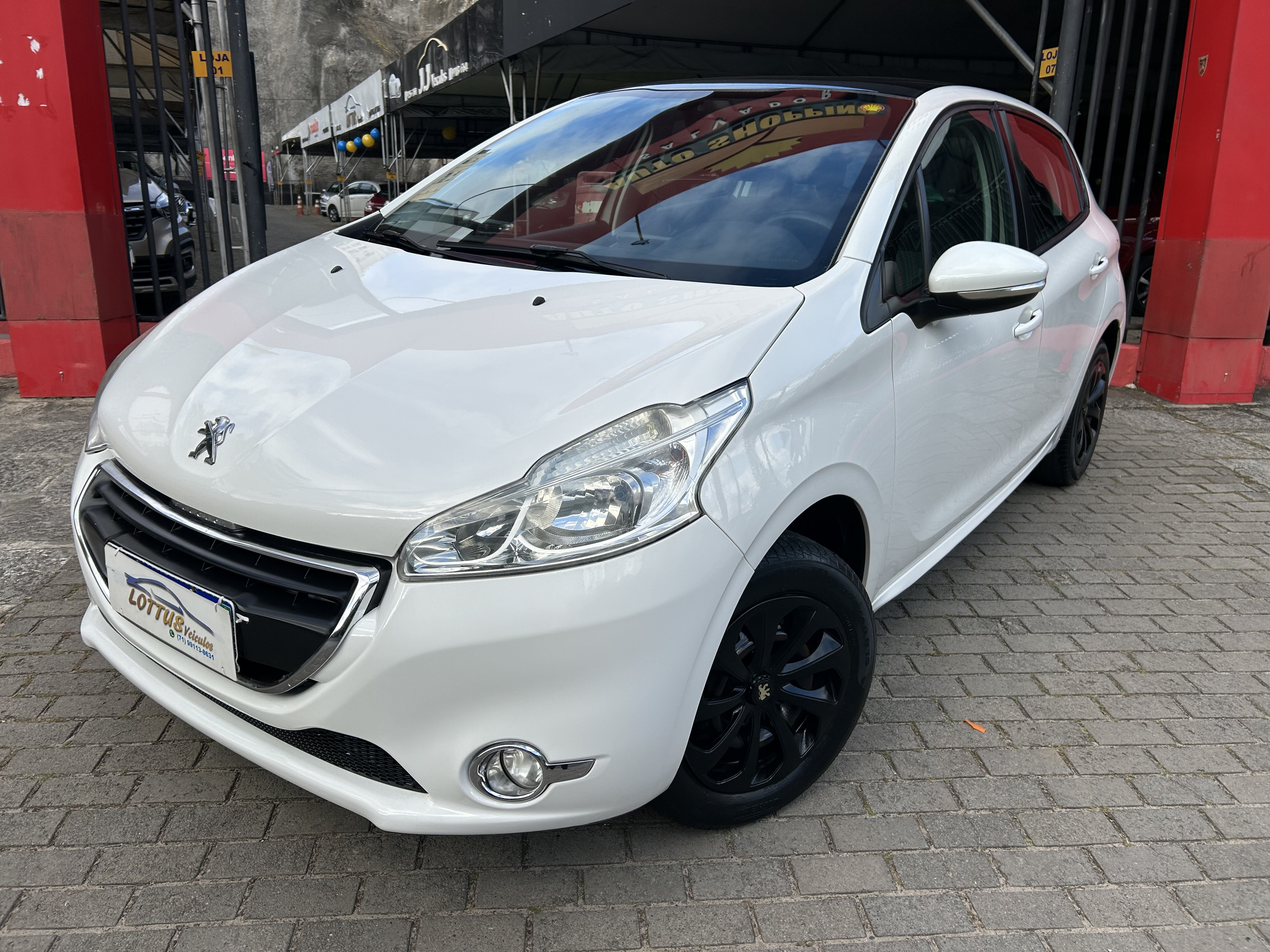 PEUGEOT 208 active pack