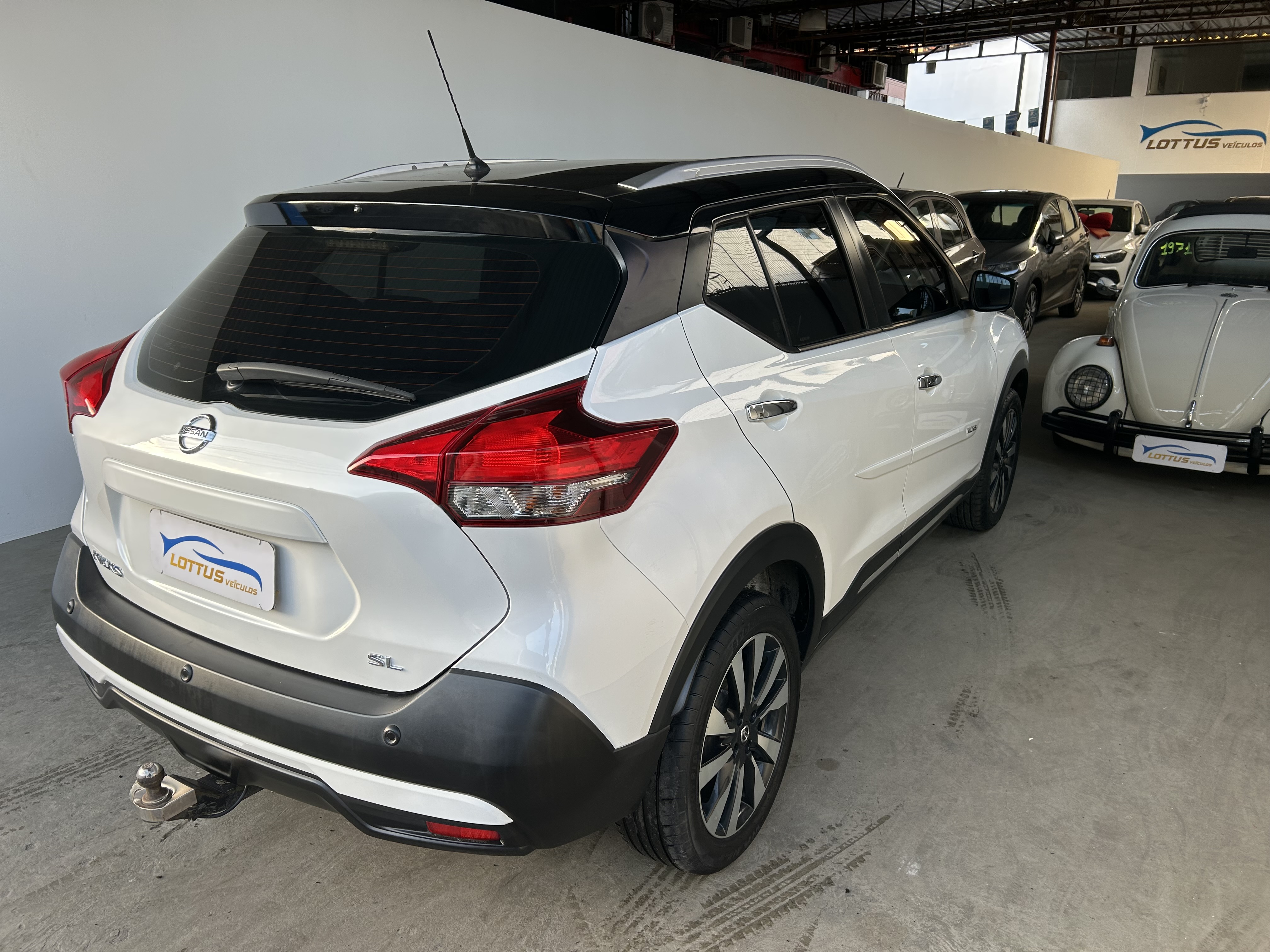 NISSAN kicks sl cvt