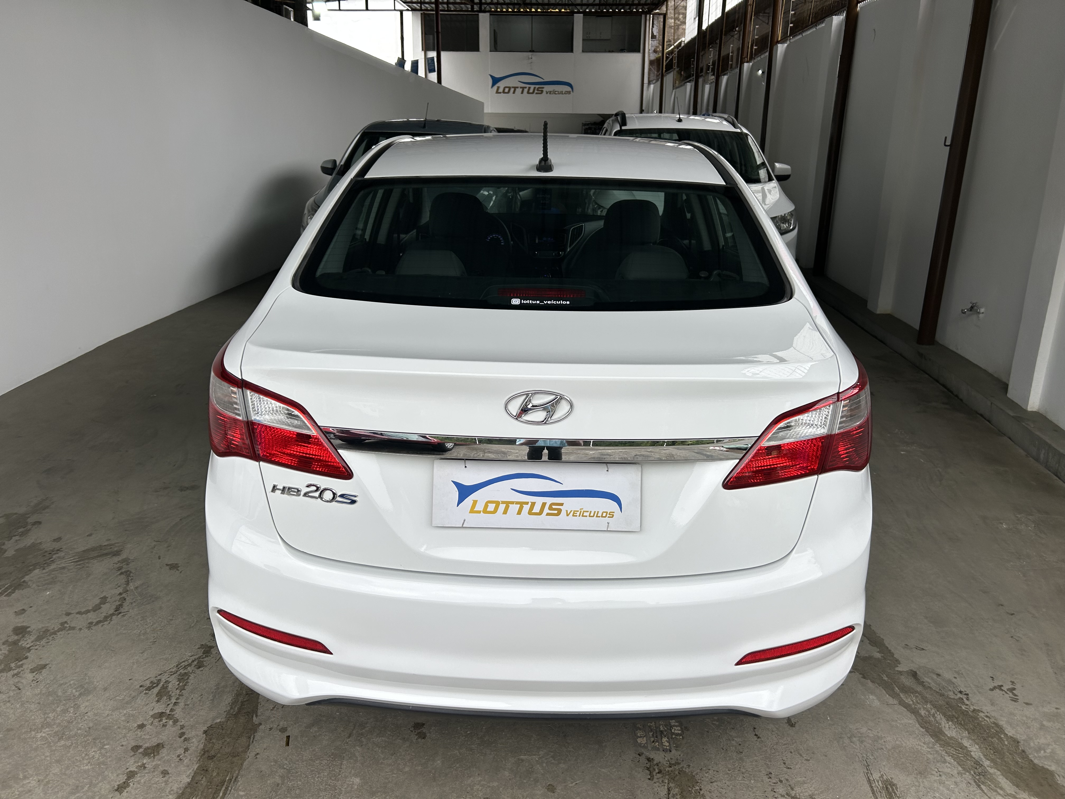 HYUNDAI hb20s 1.0 m comfort