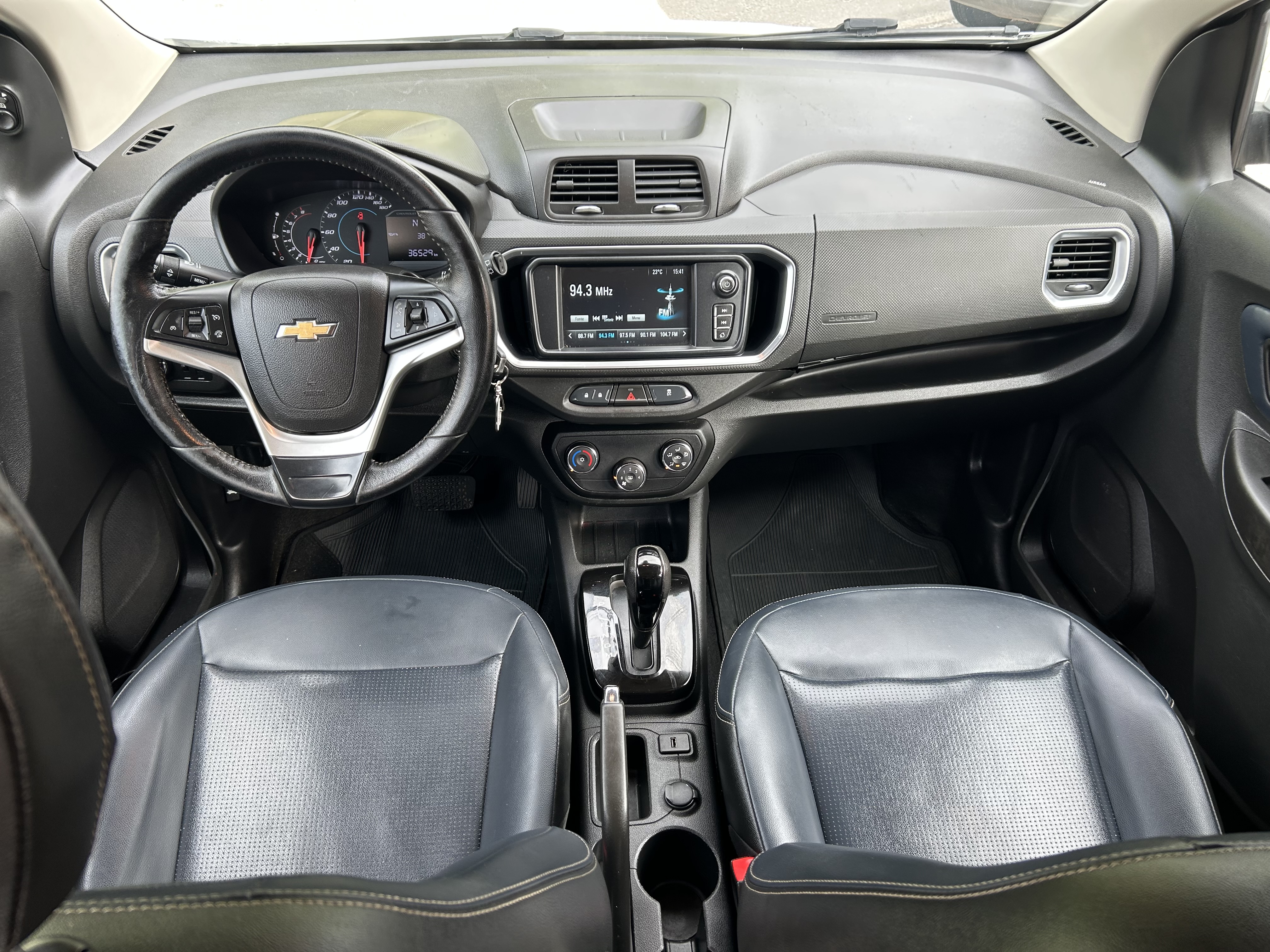 CHEVROLET spin 18l at premier