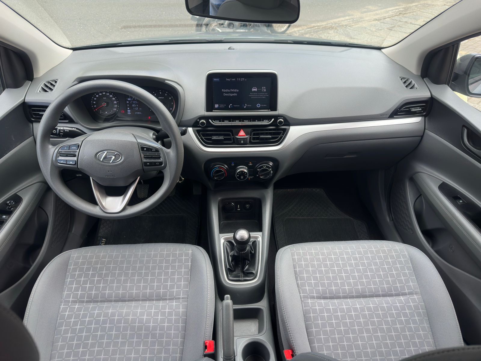 HYUNDAI hb20s 1.0 confort plus 12v flex 4p manual