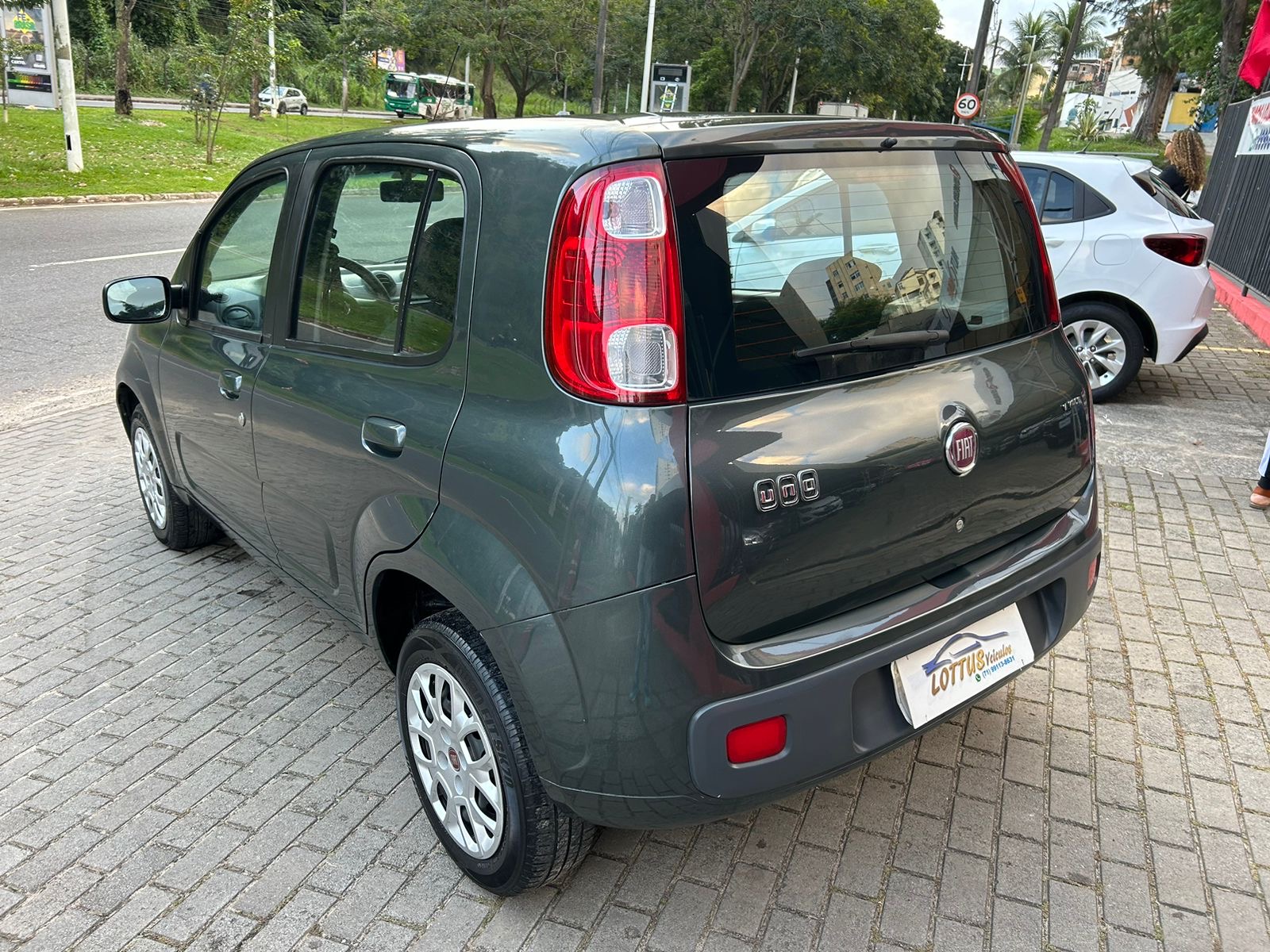 FIAT uno vivace 1.0