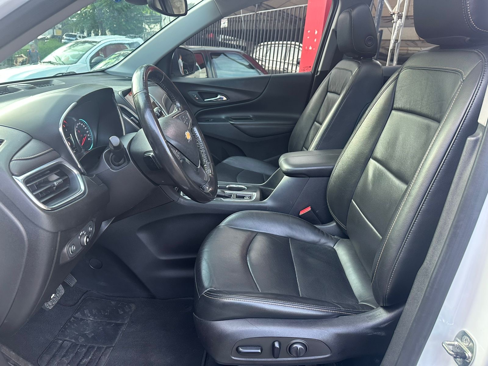 CHEVROLET EQUINOX