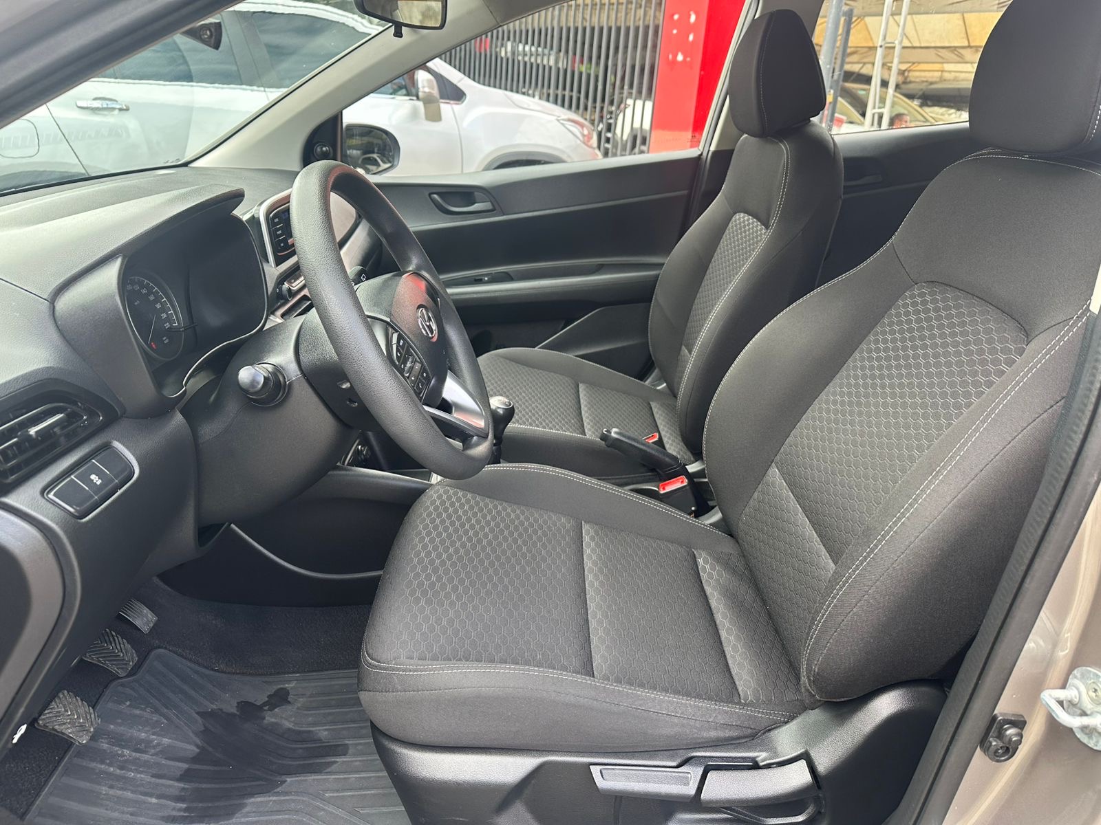 HYUNDAI hb20 1.0 sense