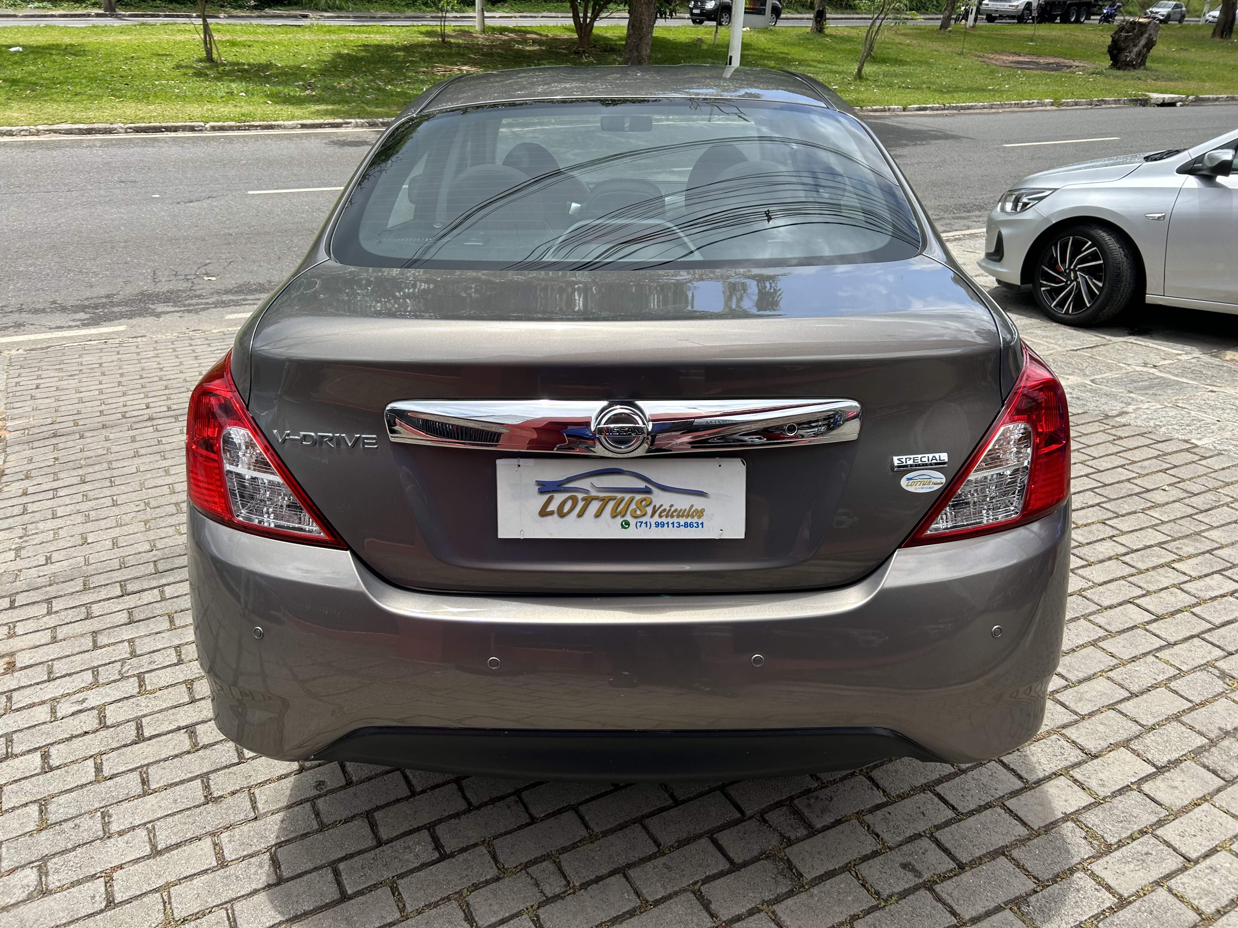 NISSAN versa 16sl cvt