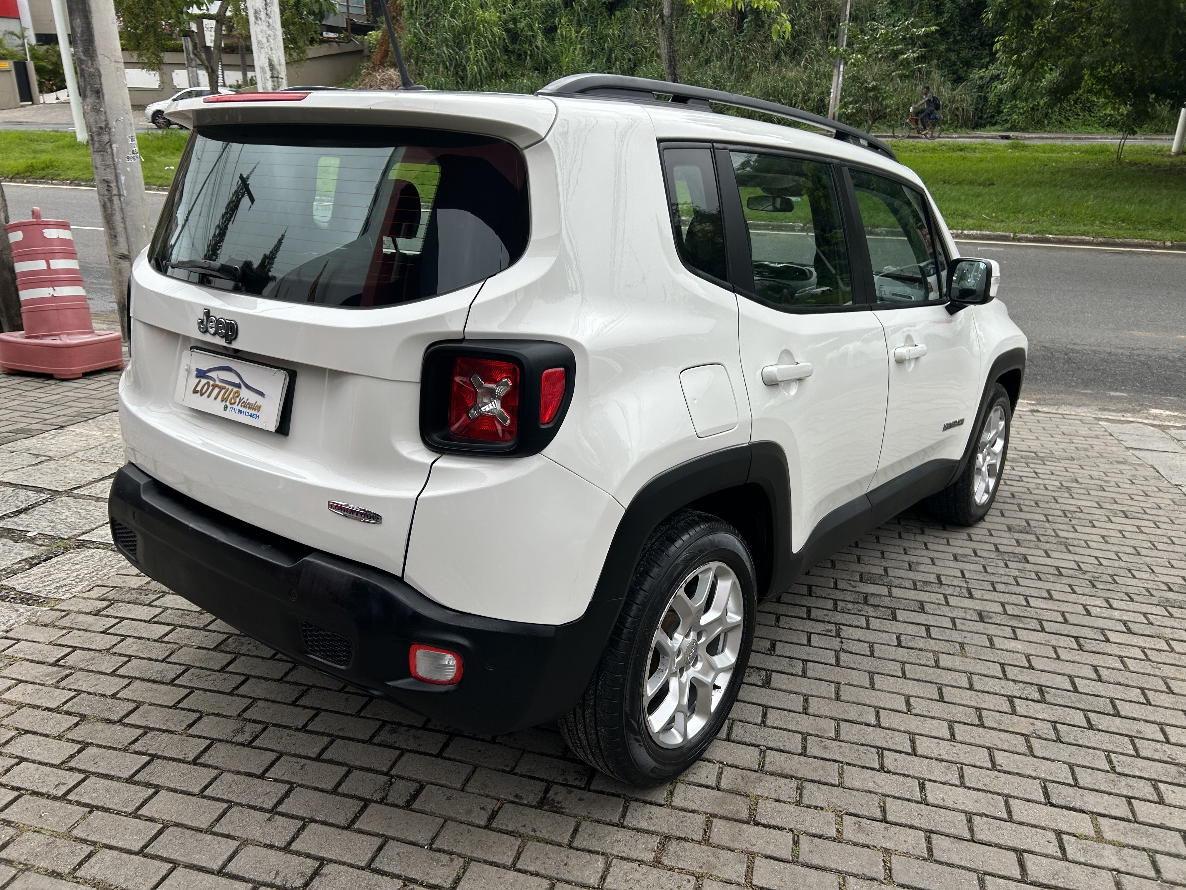 JEEP renegade 1.8 16v flex longitude 4p automatico