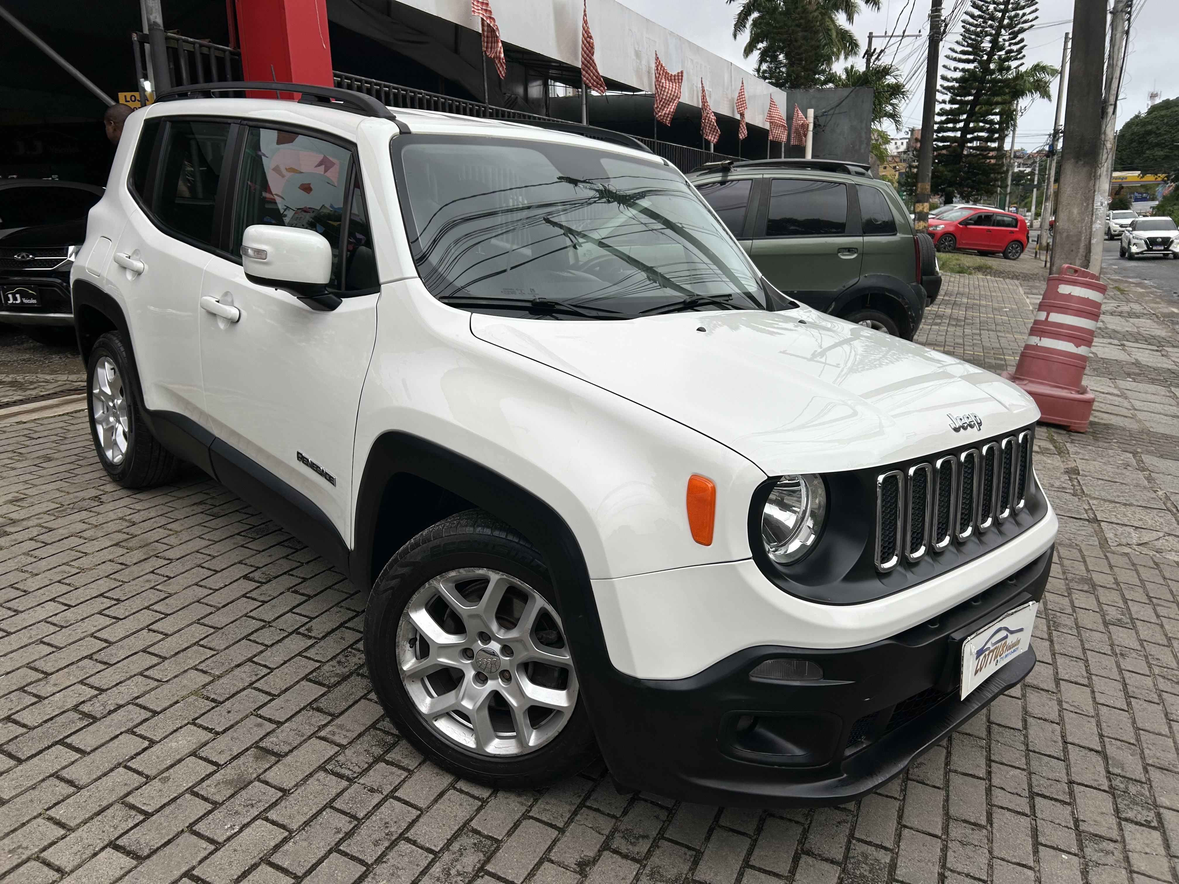 JEEP renegade 1.8 16v flex longitude 4p automatico