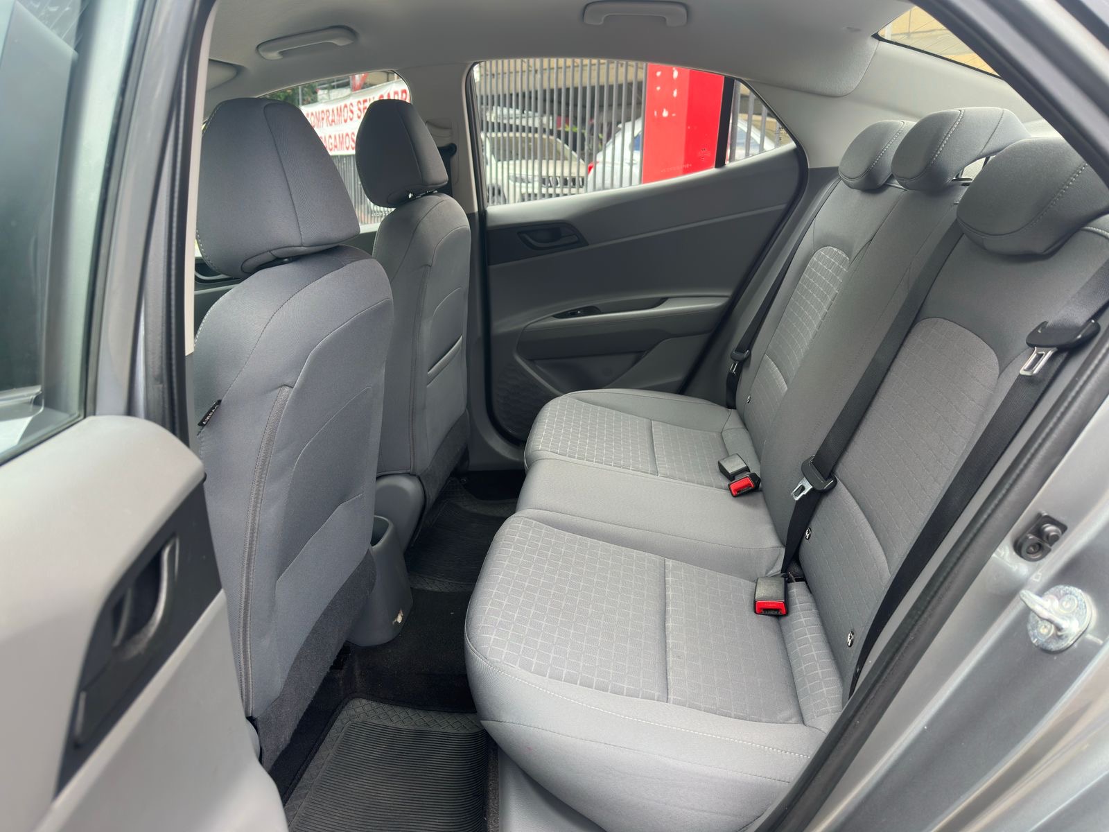 HYUNDAI hb20s 1.0 confort plus 12v flex 4p manual