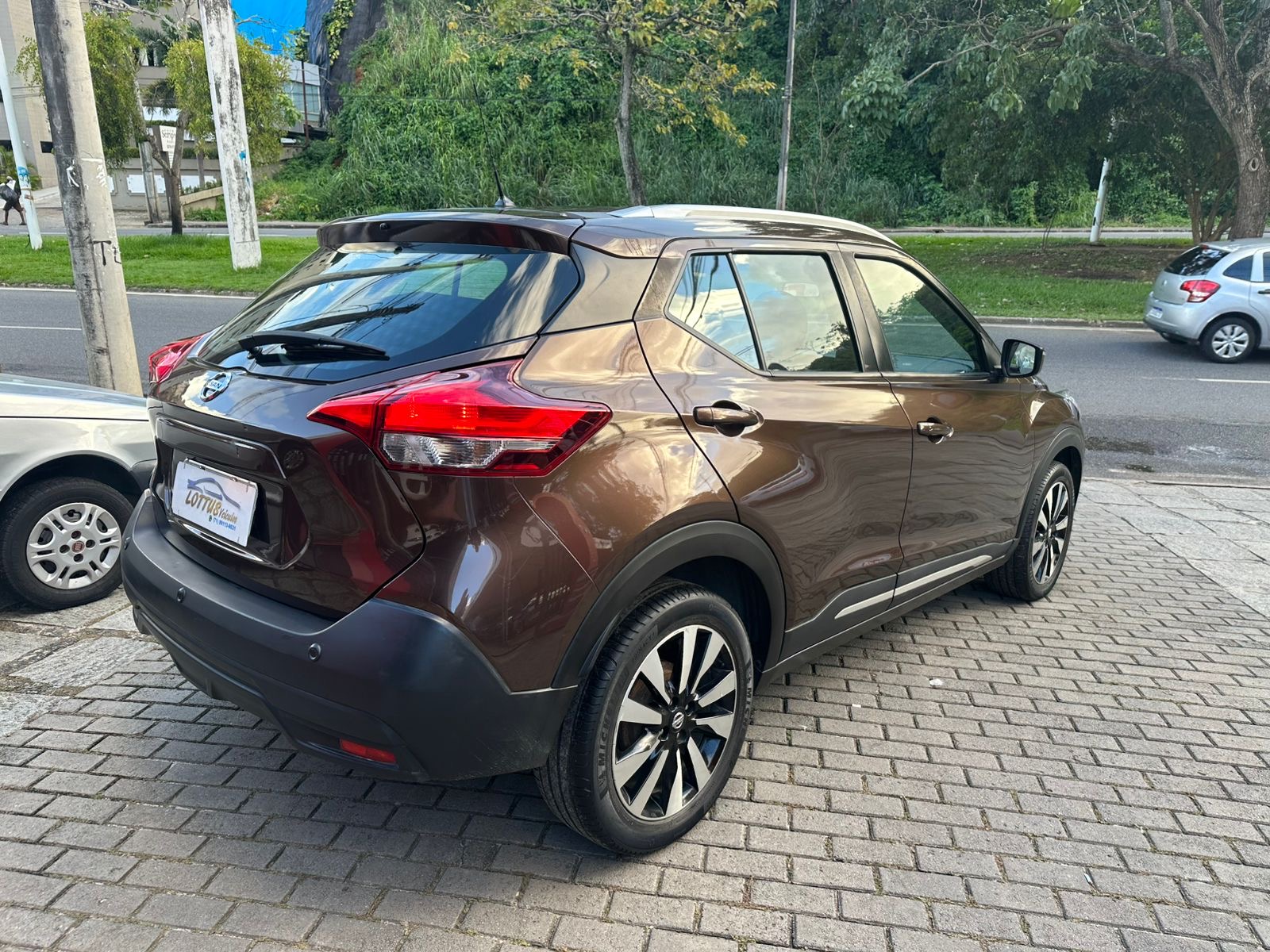 NISSAN KICKS