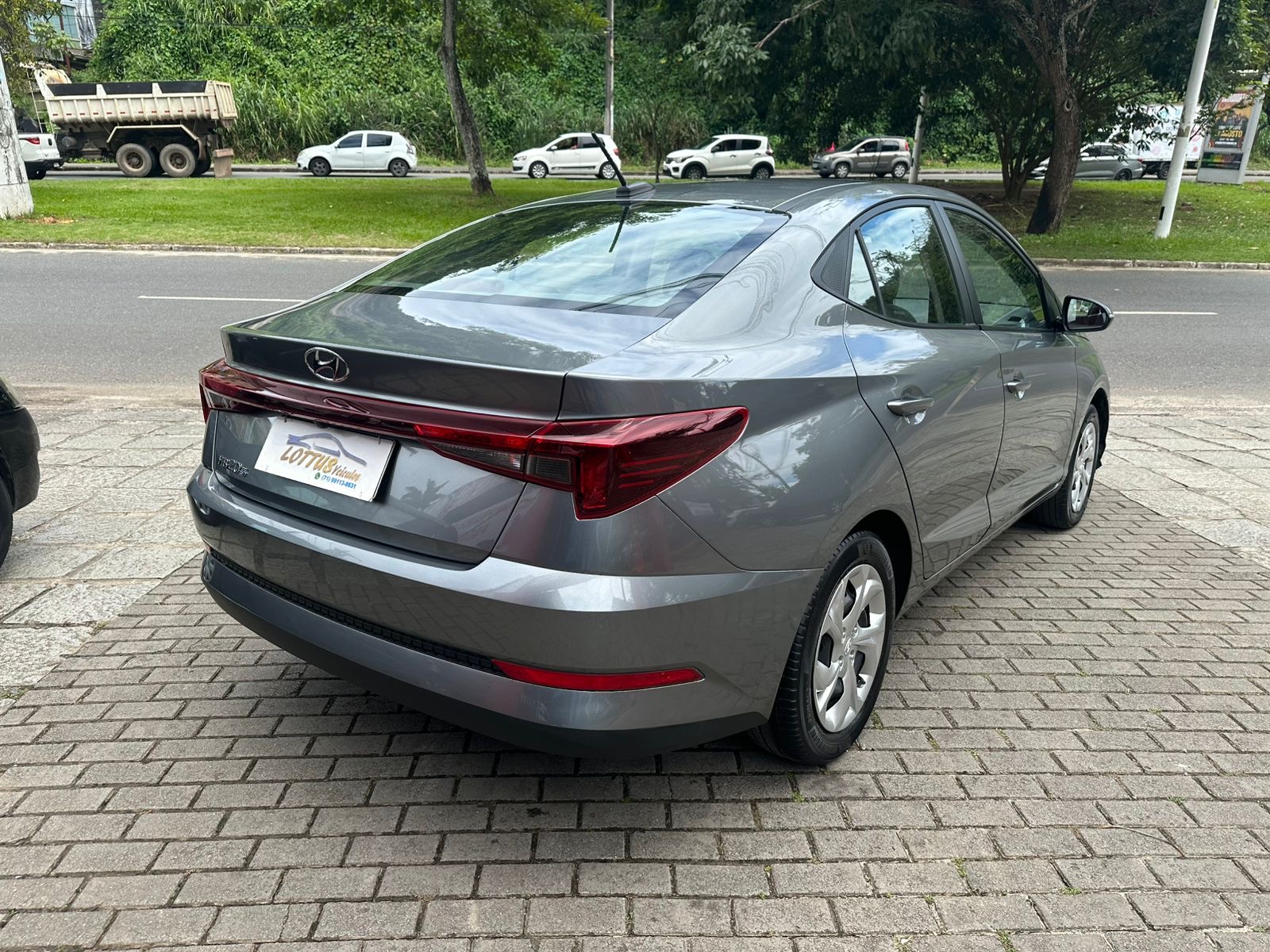 HYUNDAI hb20s 1.0 confort plus 12v flex 4p manual
