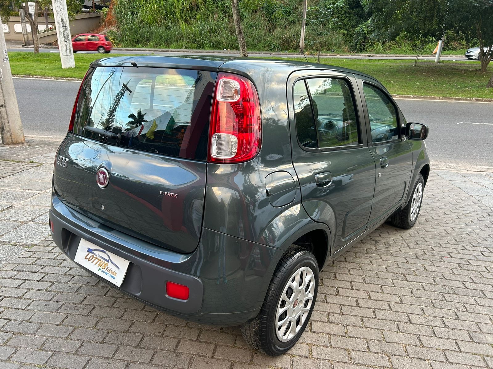 FIAT uno vivace 1.0