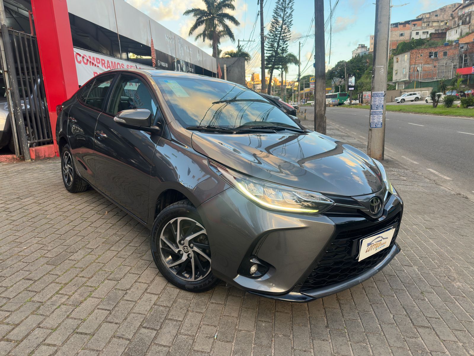 TOYOTA YARIS