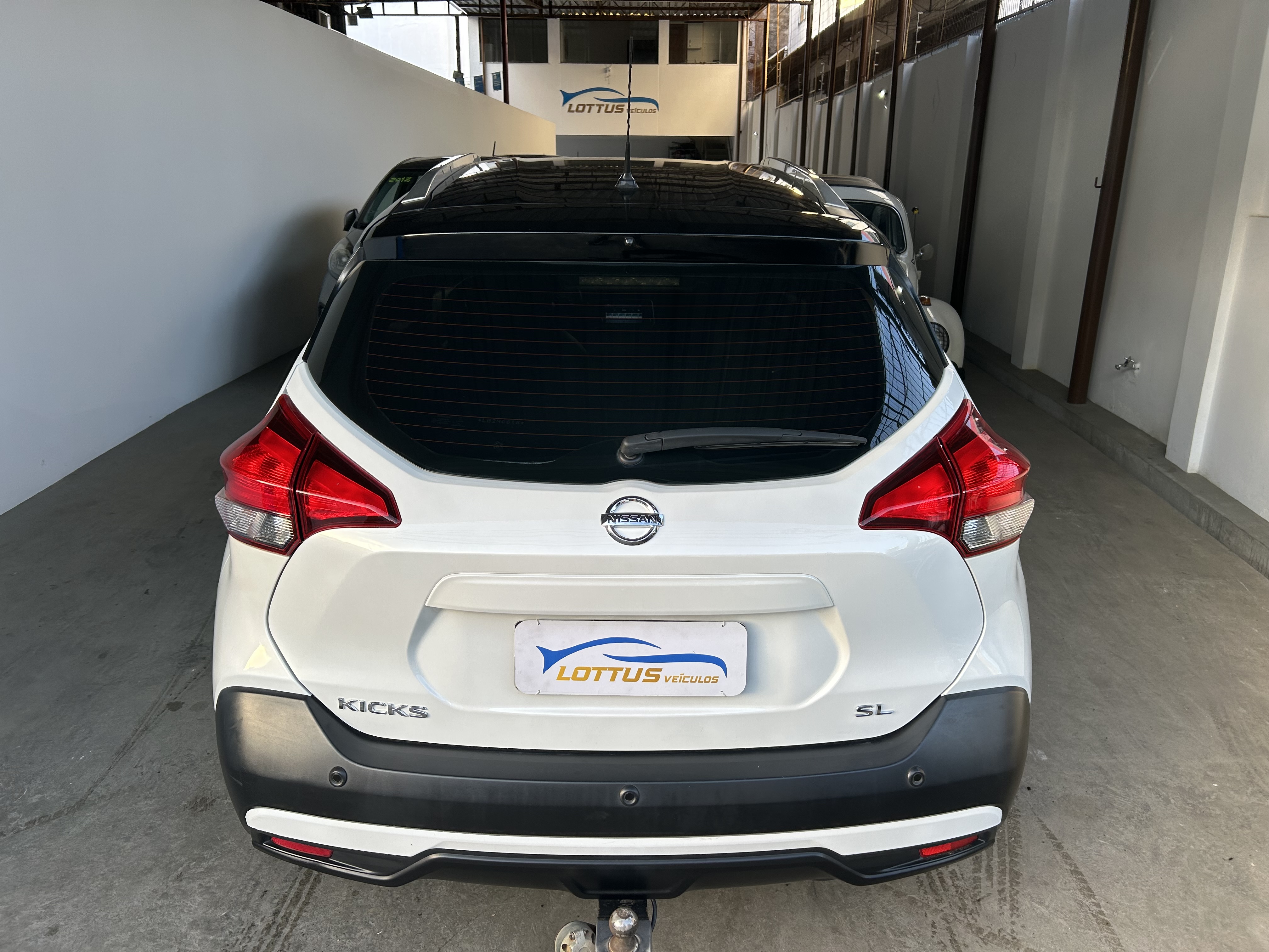 NISSAN kicks sl cvt