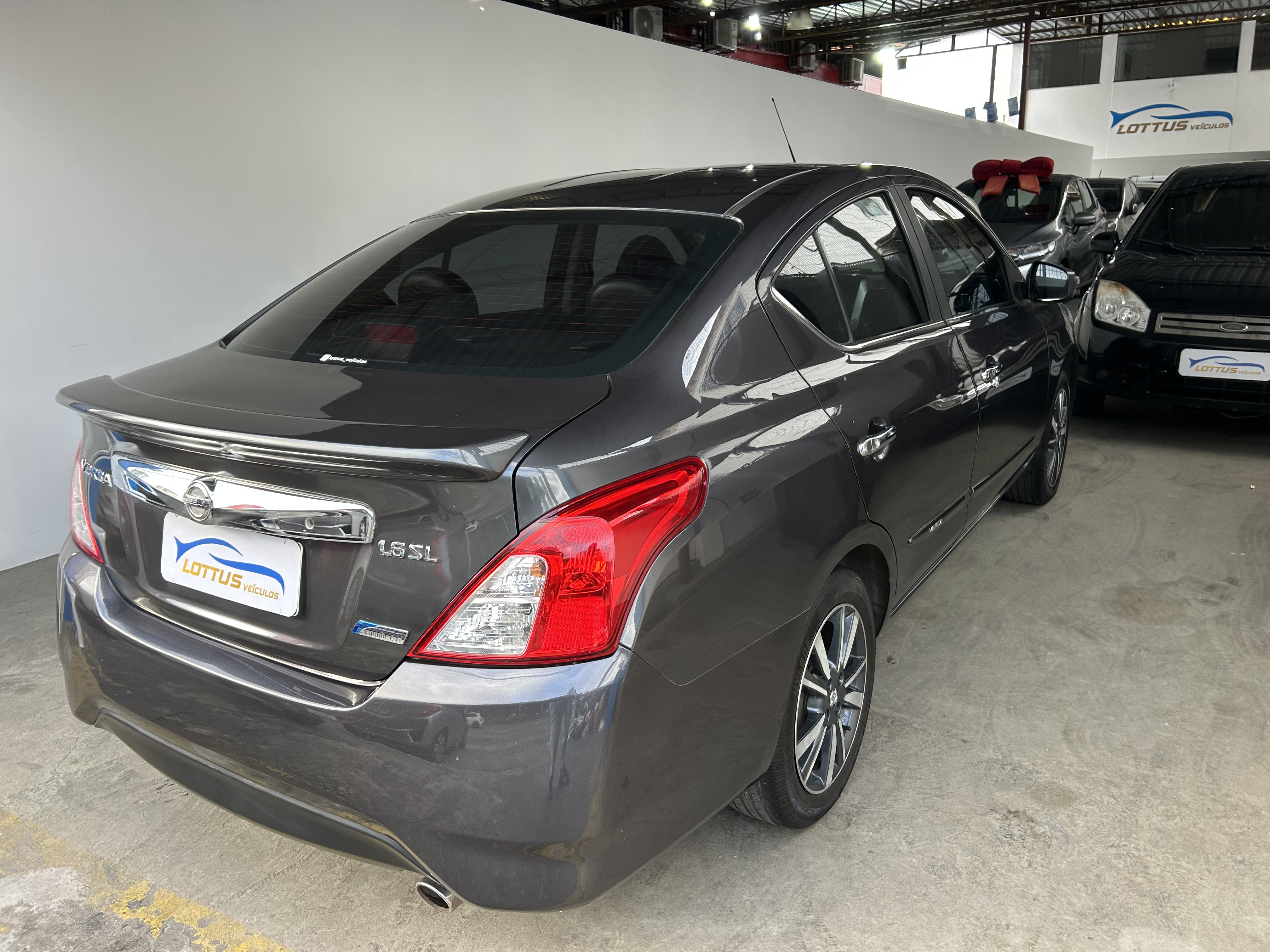 NISSAN nissan versa 16sl flex