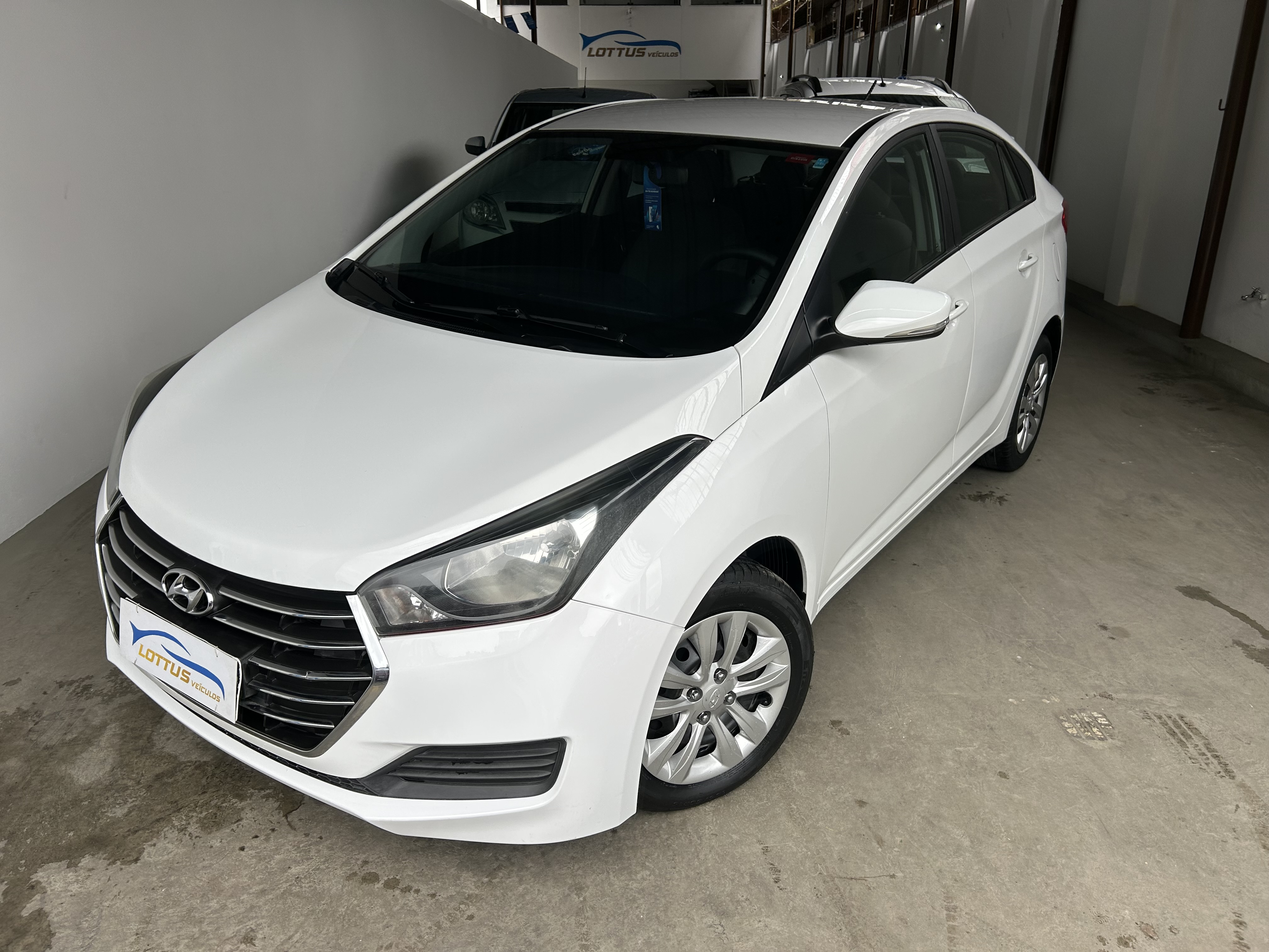 HYUNDAI hb20s 1.0 m comfort