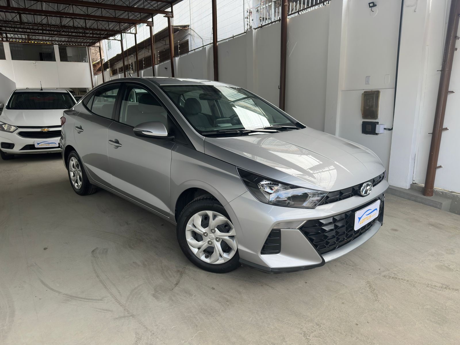 HYUNDAI hb20s 1.0m comf