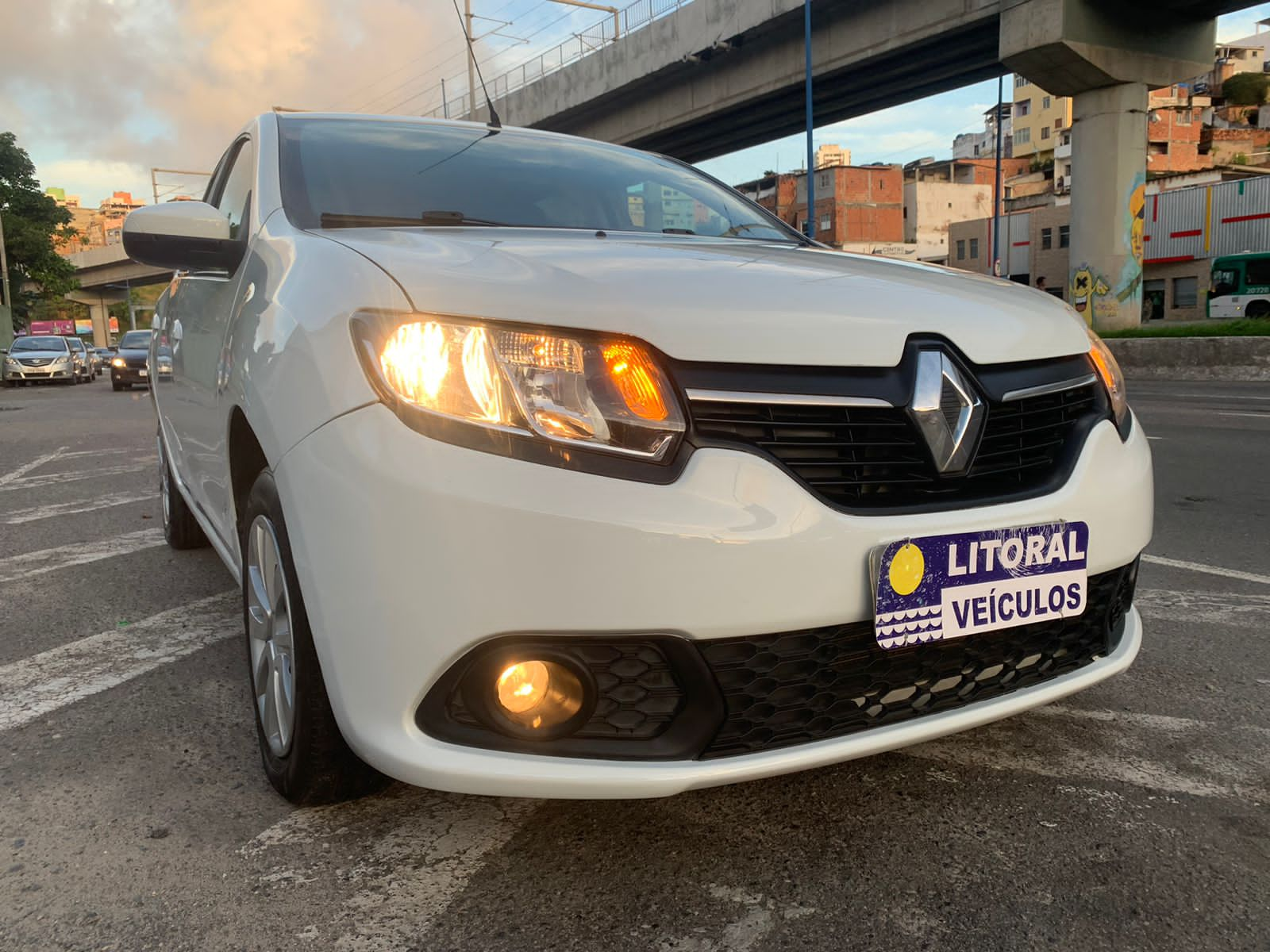 RENAULT SANDERO