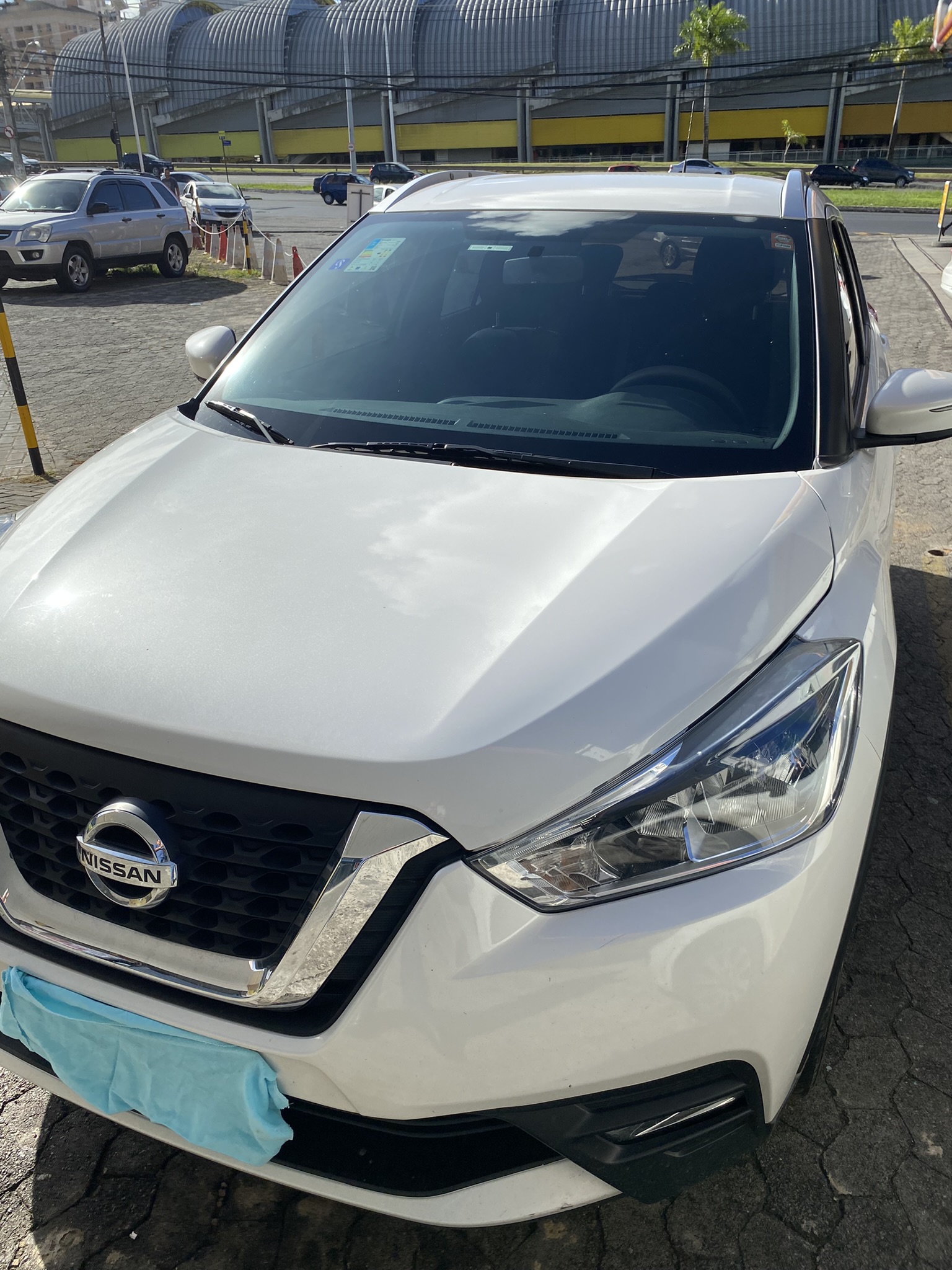 NISSAN KICKS