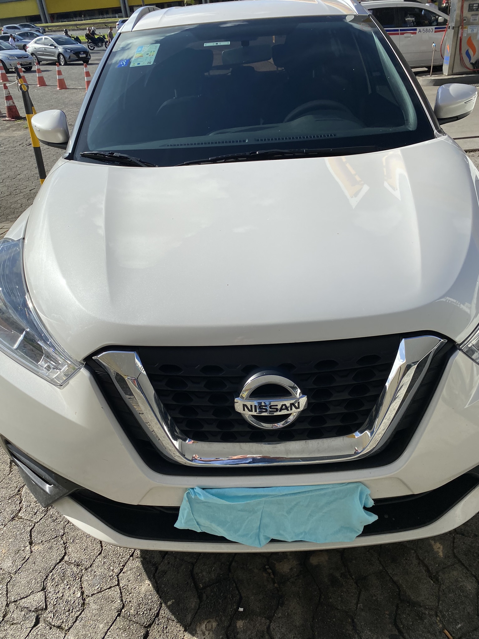 NISSAN KICKS