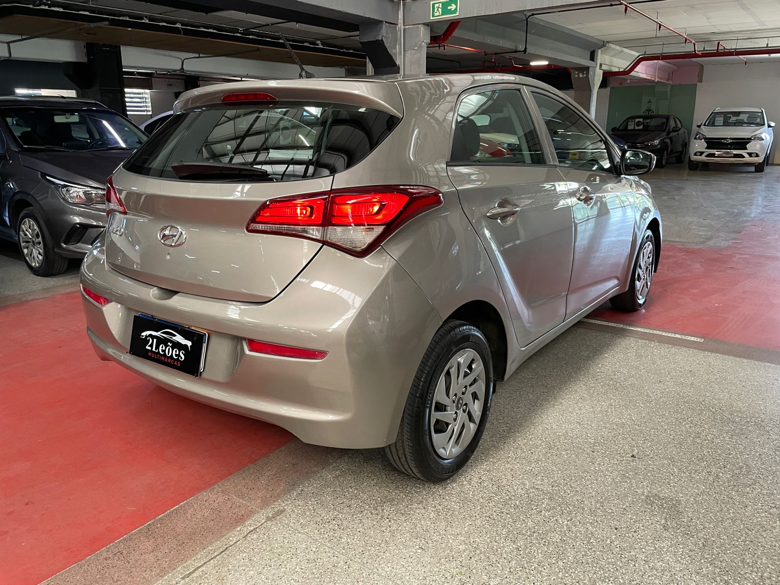 HYUNDAI hb20 1.0 confort plus