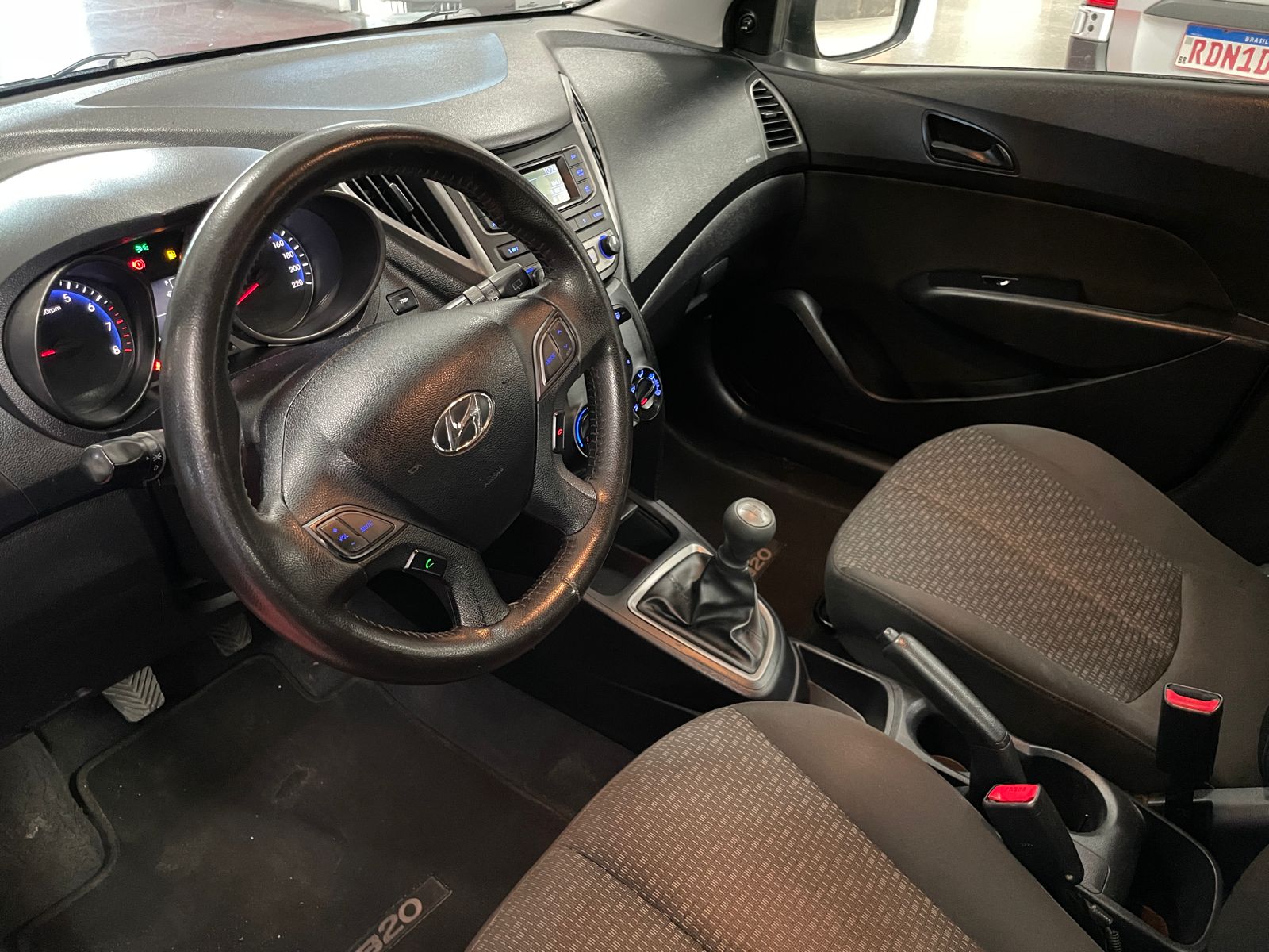 HYUNDAI hb20 1.0 confort plus