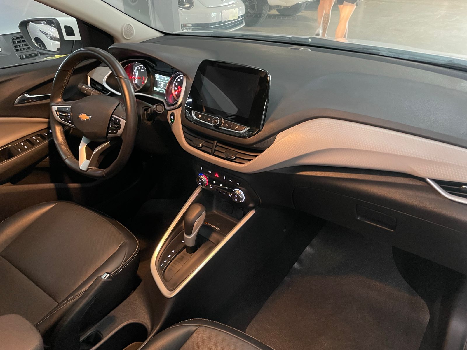 CHEVROLET onix plus 1.0t premier 2