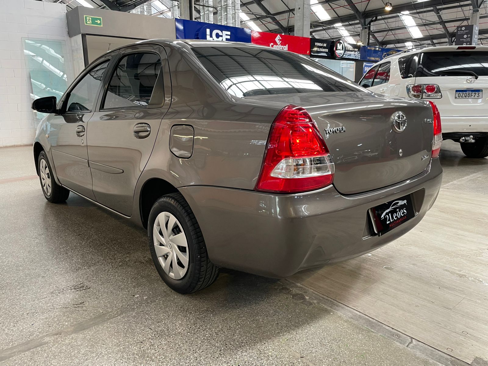 TOYOTA ETIOS SEDAN
