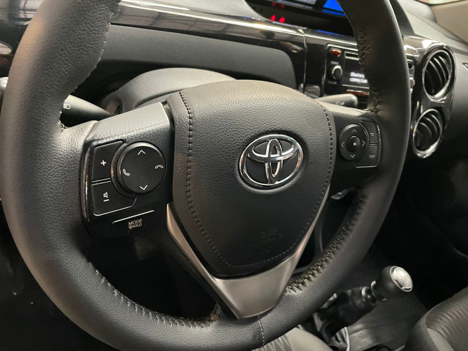 TOYOTA ETIOS SEDAN