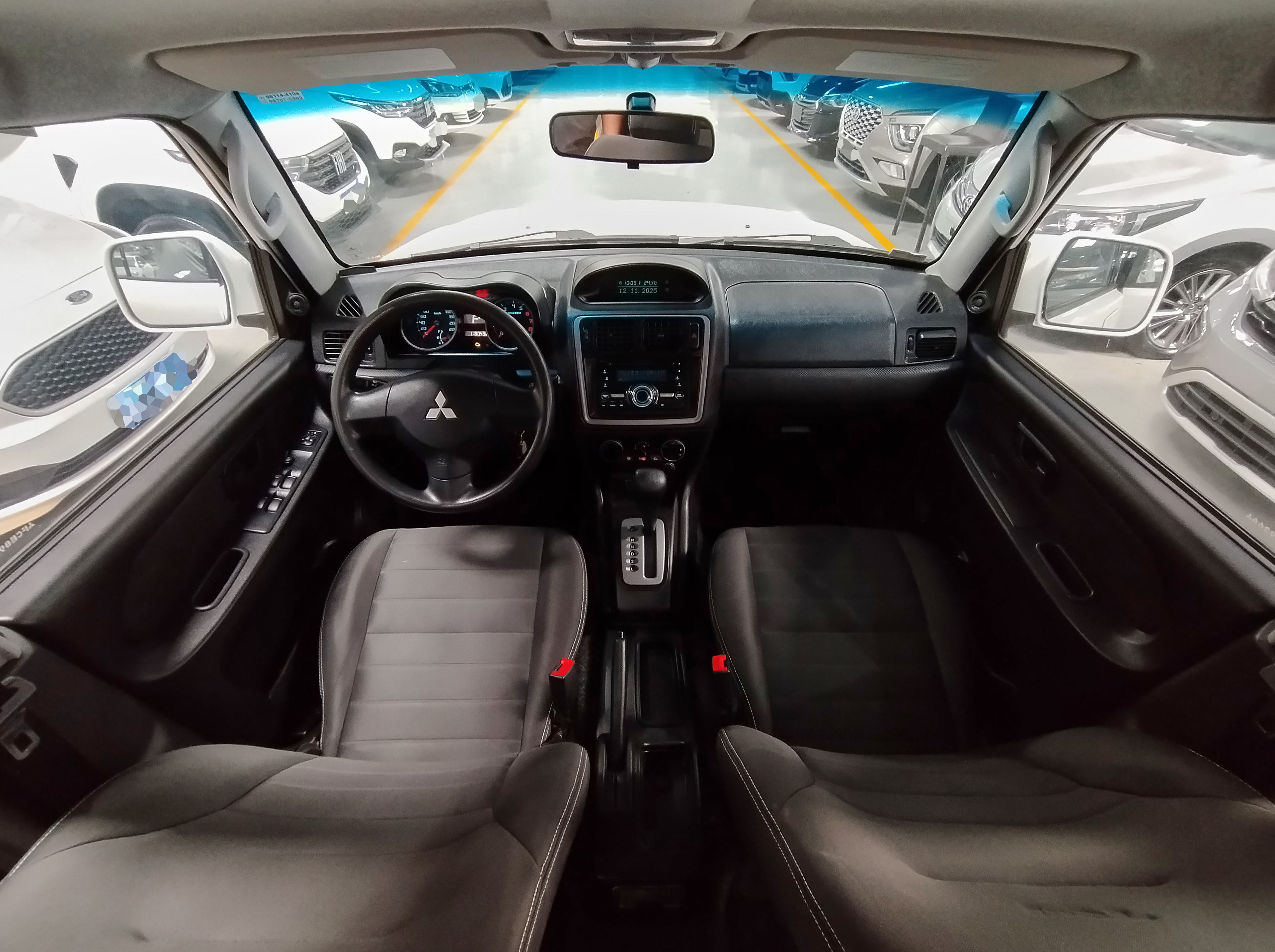 MITSUBISHI PAJERO TR4