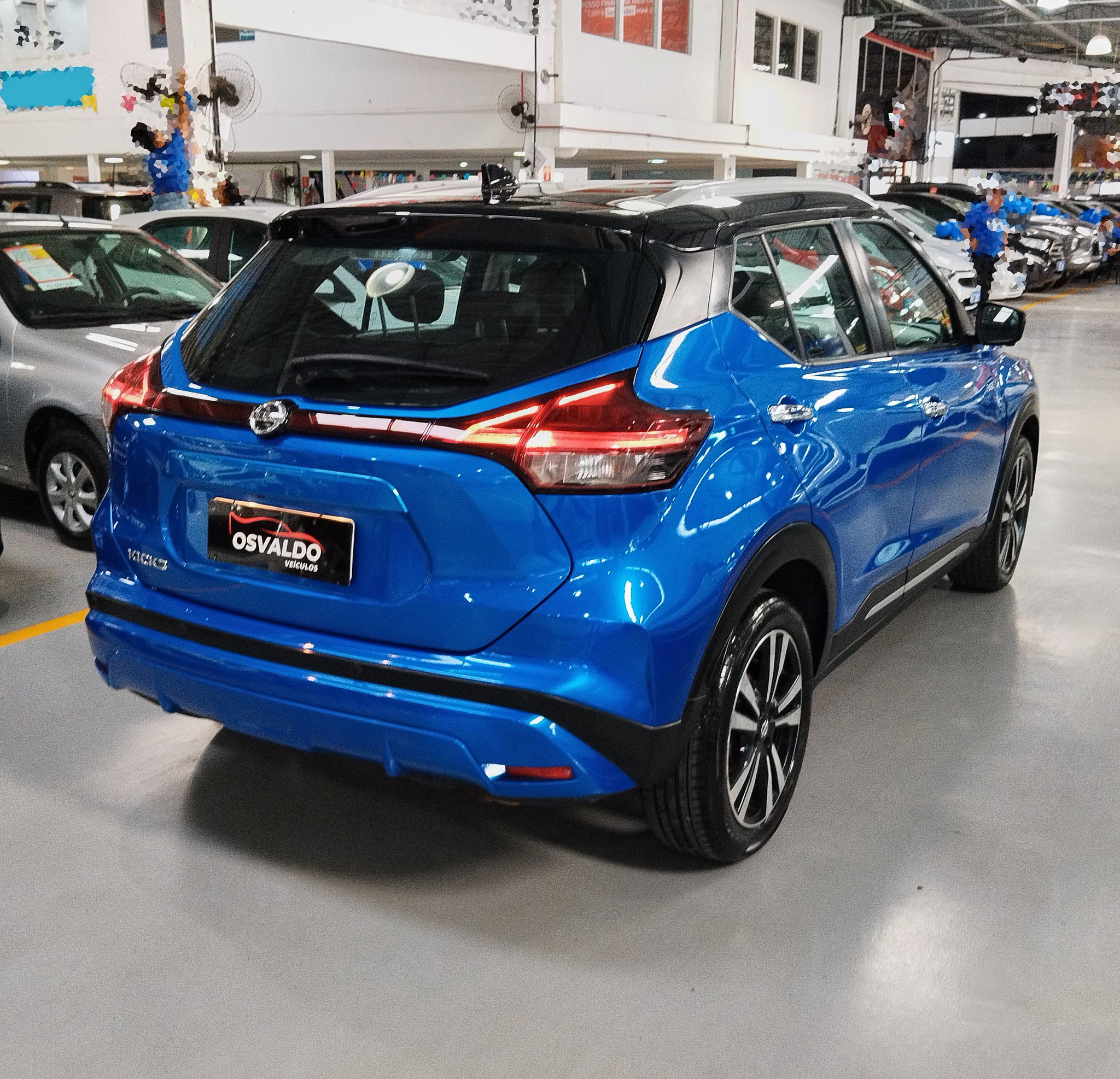 NISSAN KICKS