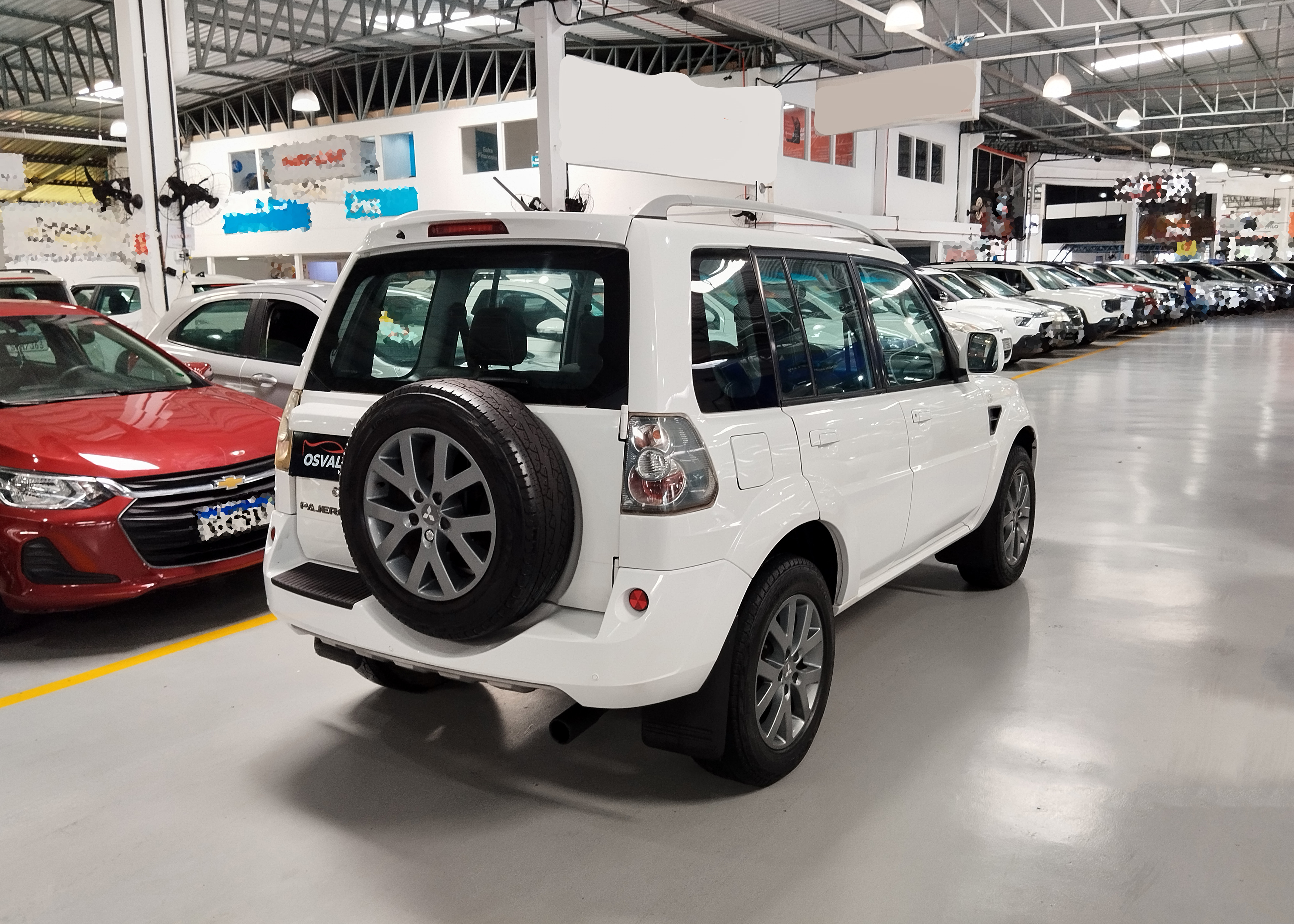 MITSUBISHI PAJERO TR4