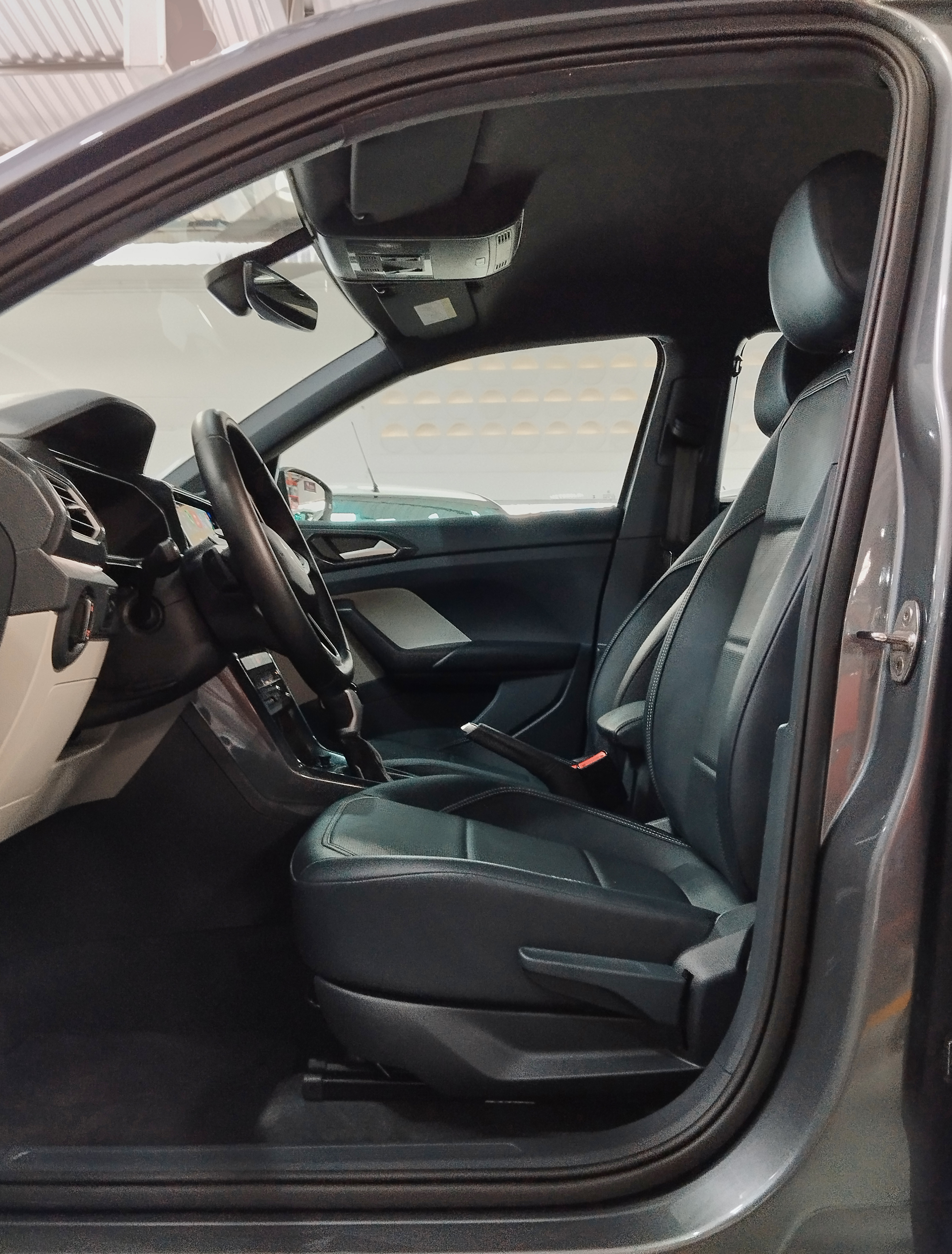 VOLKSWAGEN t cross highline 250 tsi aut