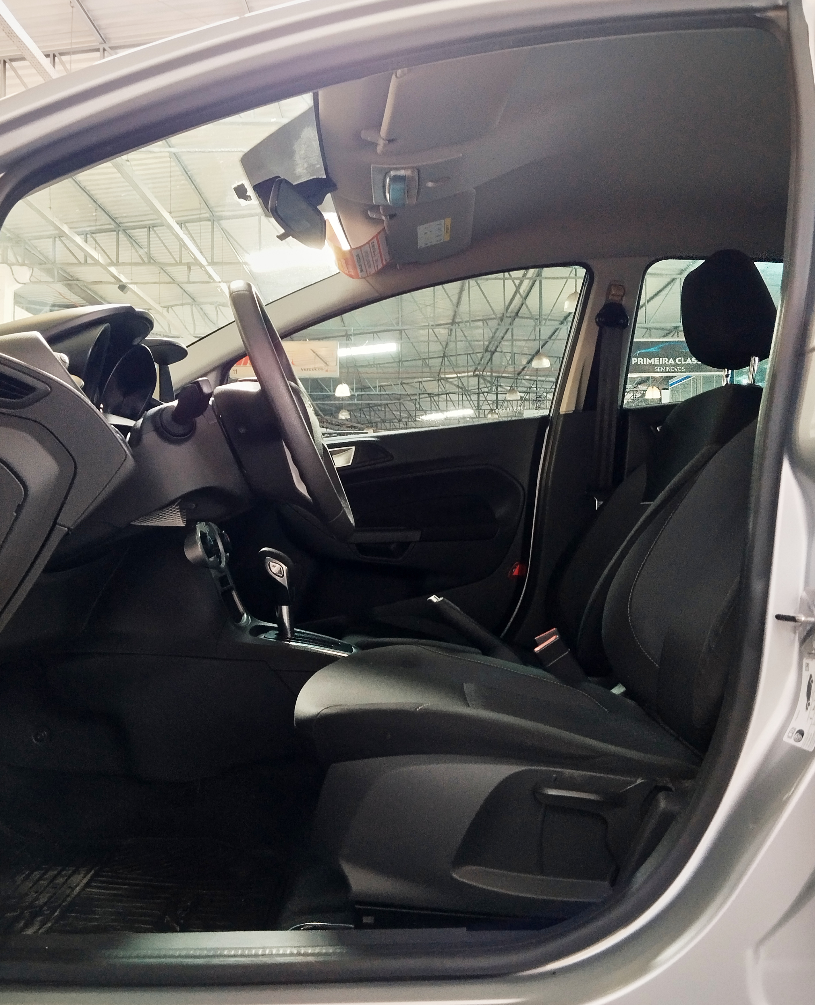 FORD new fiesta 1.6 sel hatch 16v flex 4p powershift