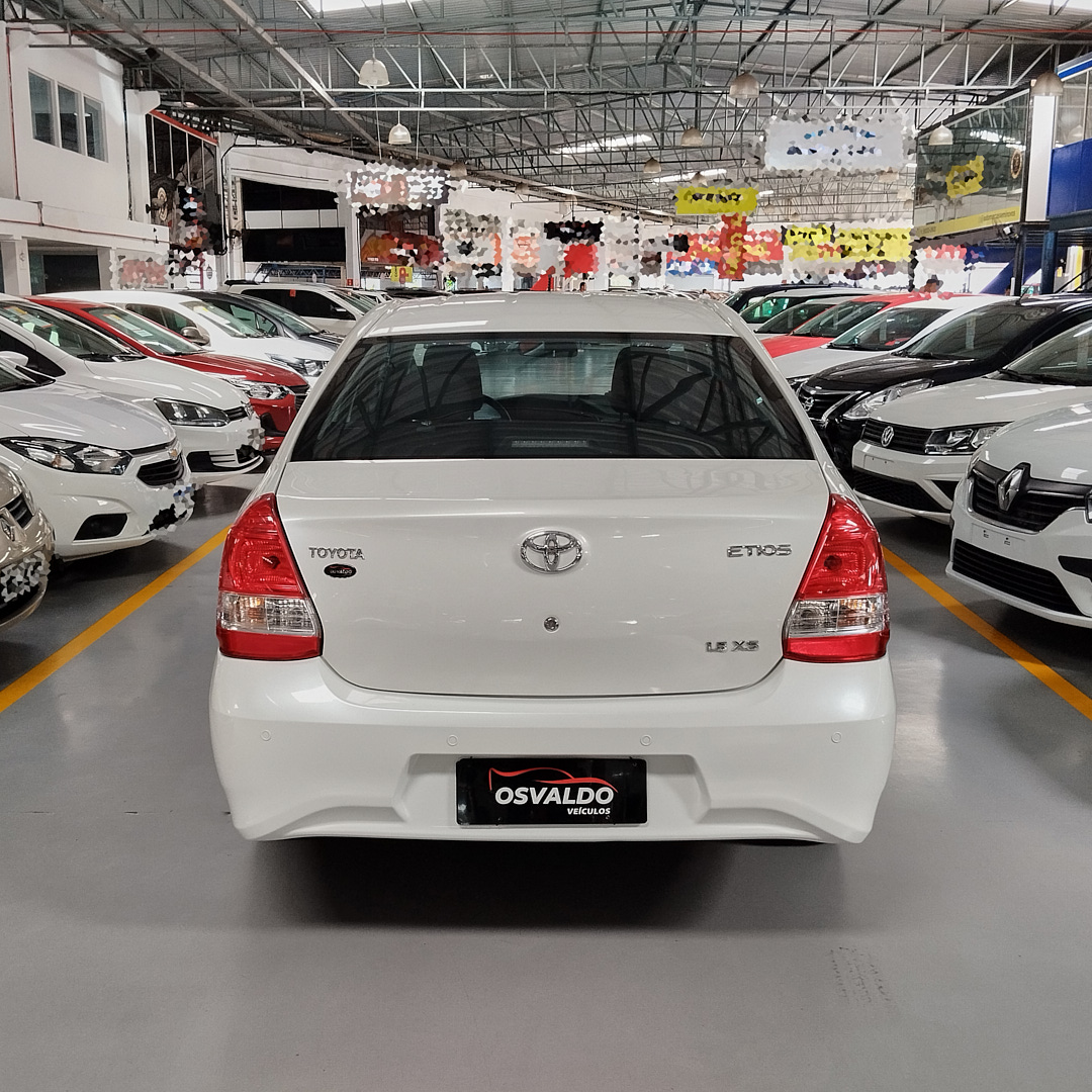 TOYOTA ETIOS
