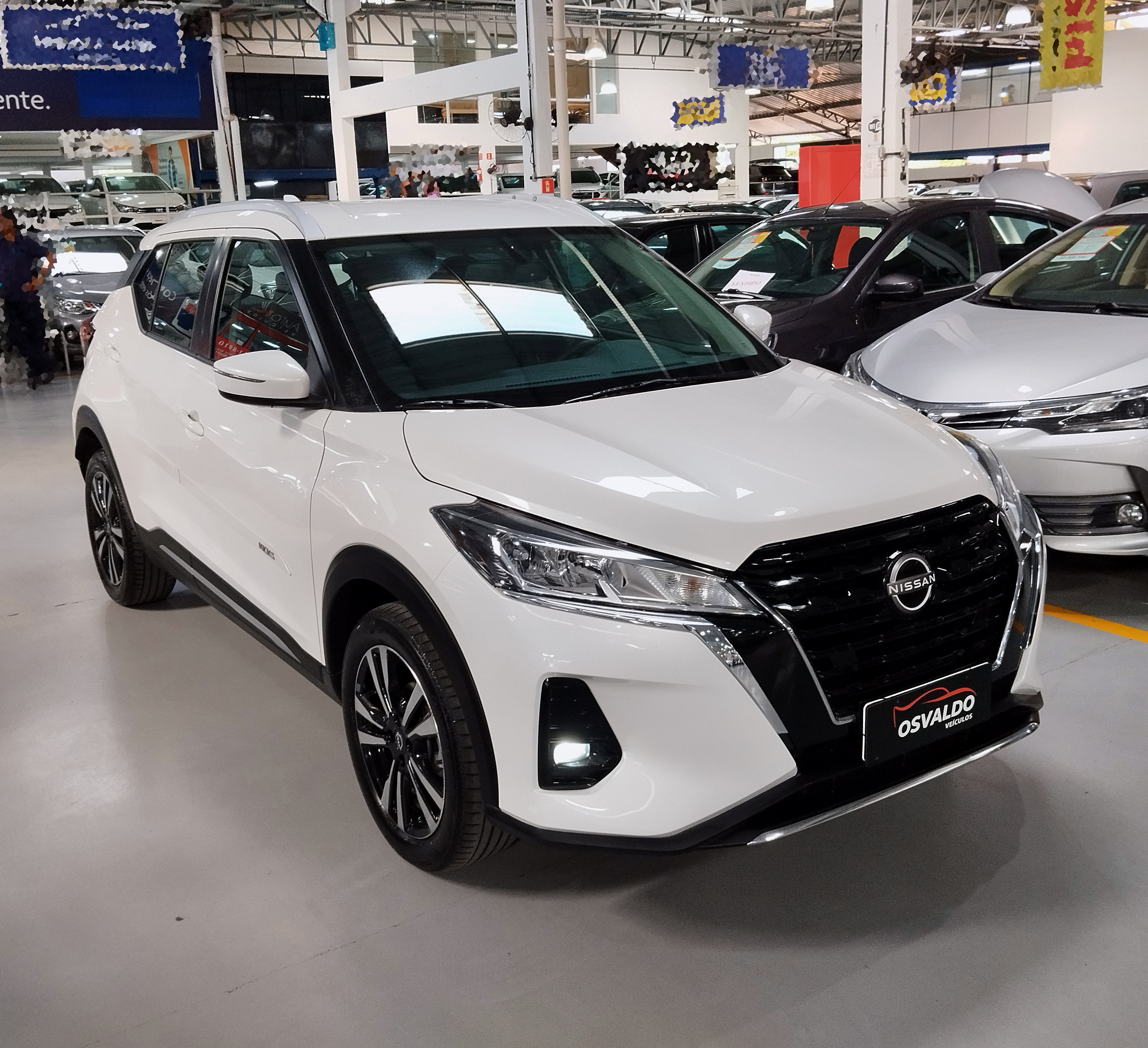 NISSAN KICKS