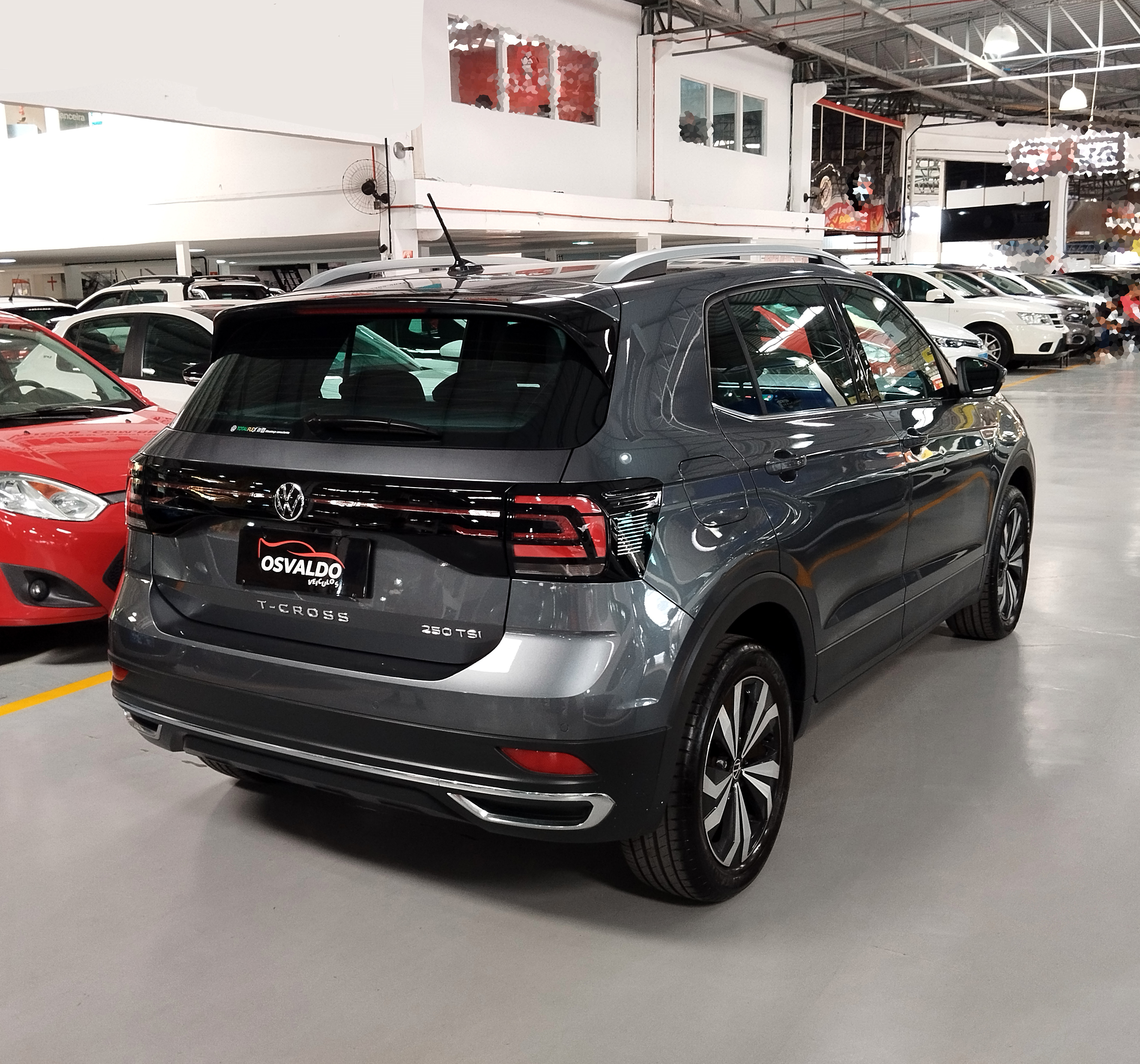 VOLKSWAGEN t cross highline 250 tsi aut