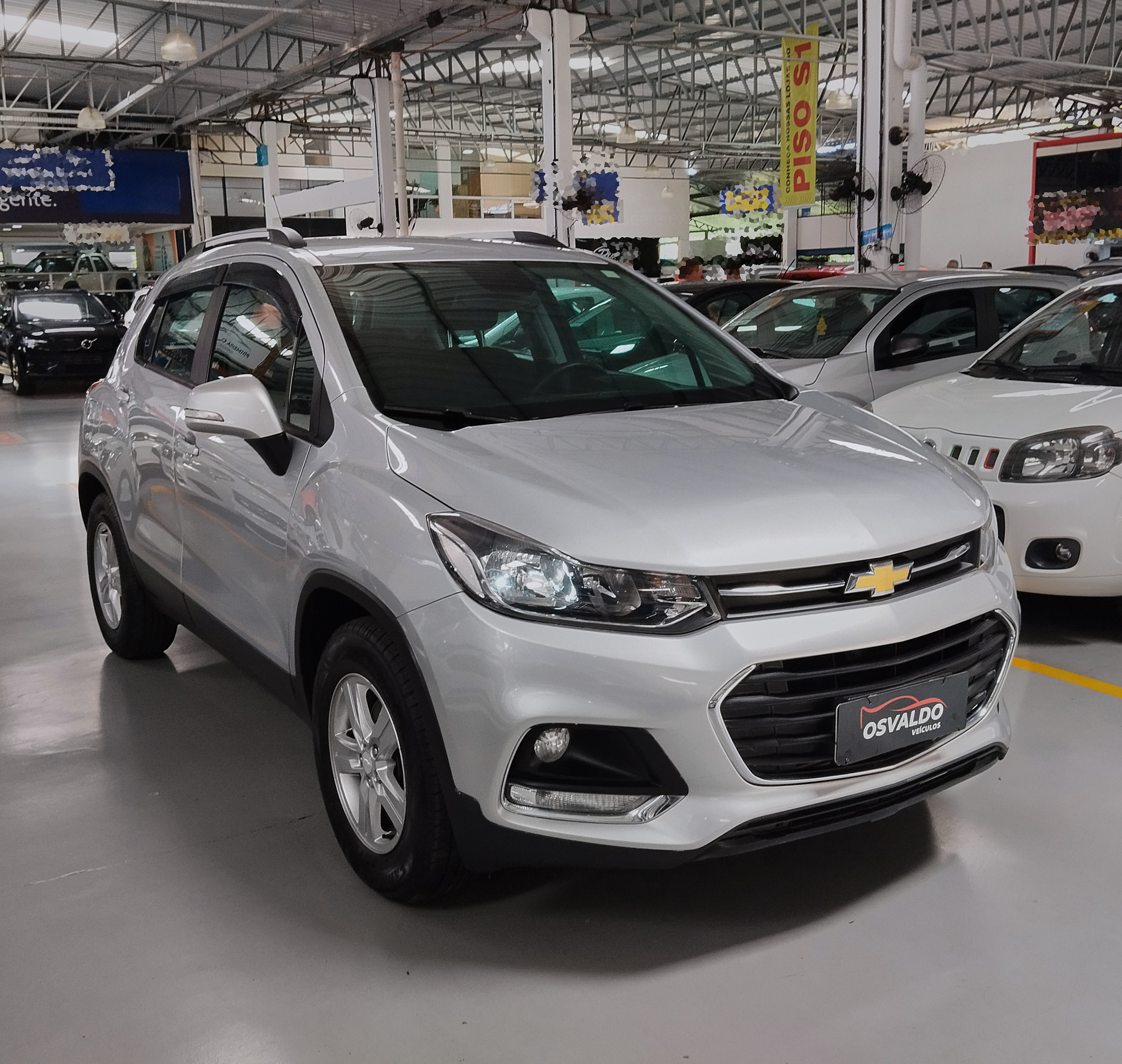 CHEVROLET TRACKER