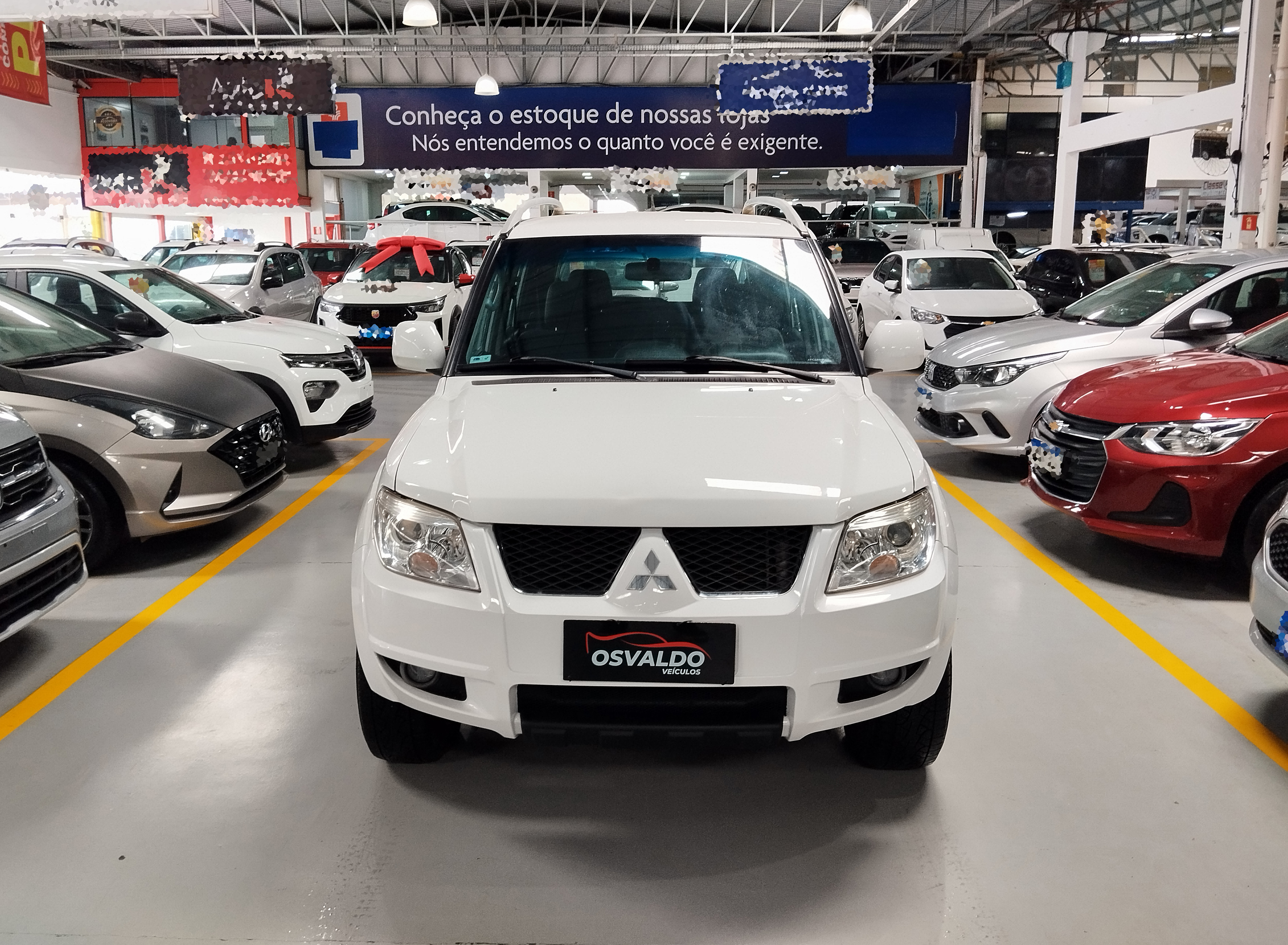 MITSUBISHI PAJERO TR4