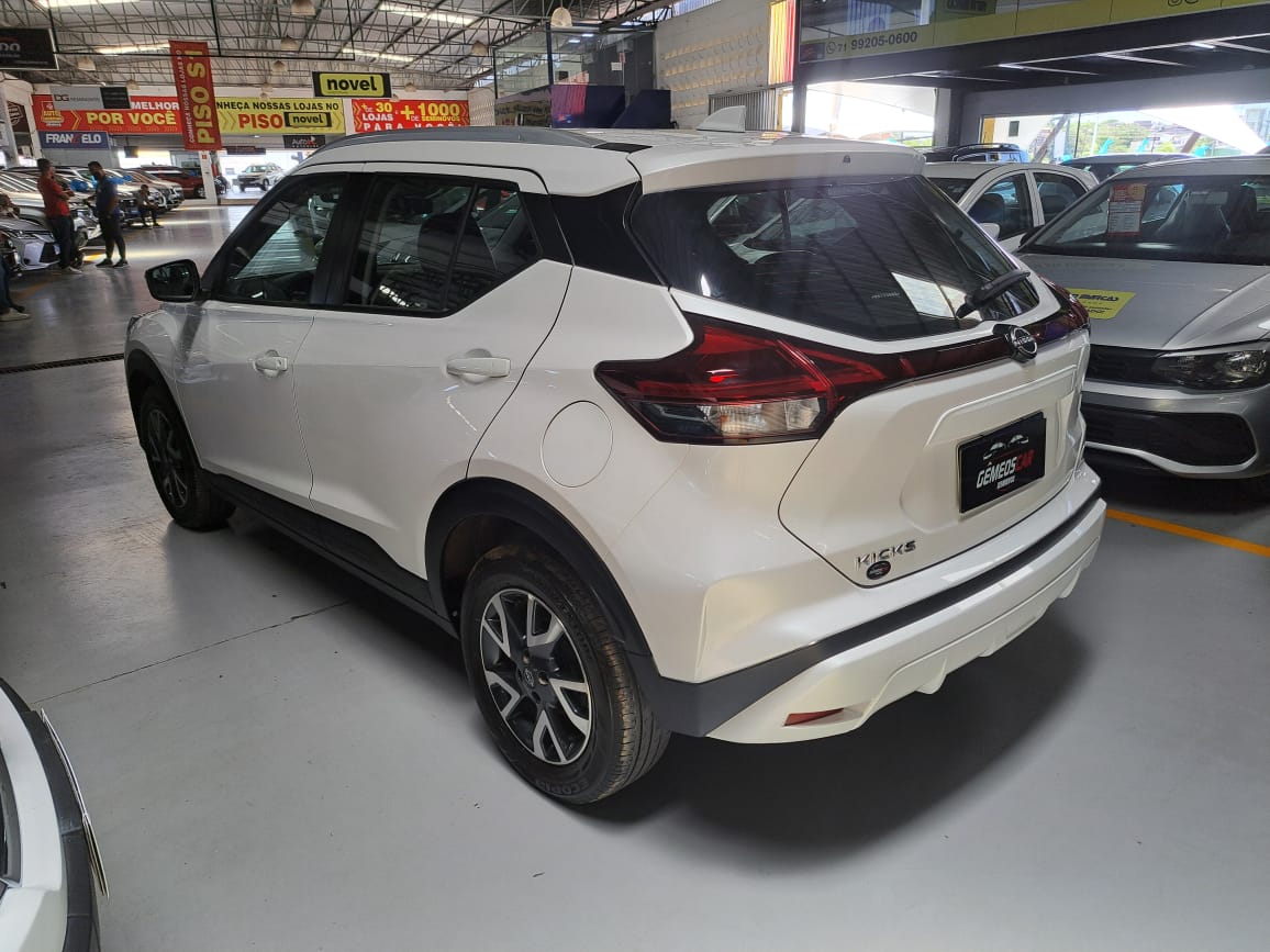 NISSAN kicks sense cvt