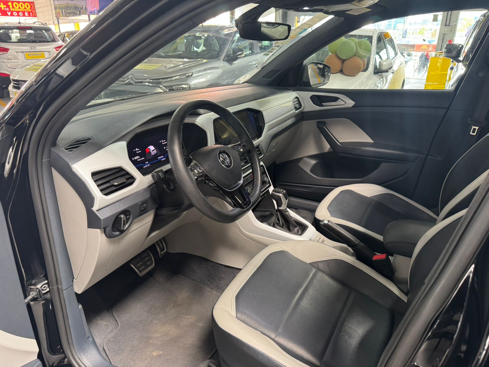 VOLKSWAGEN t cross highline 250 tsi aut
