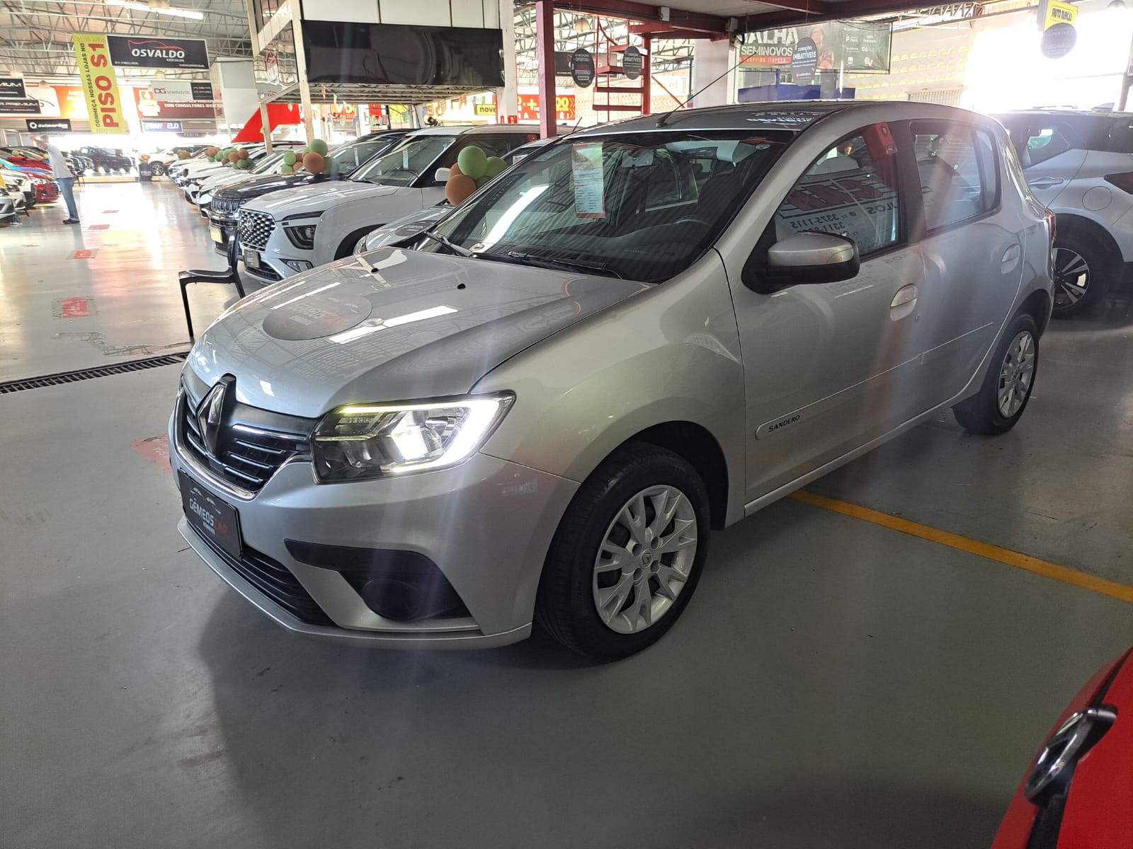RENAULT SANDERO