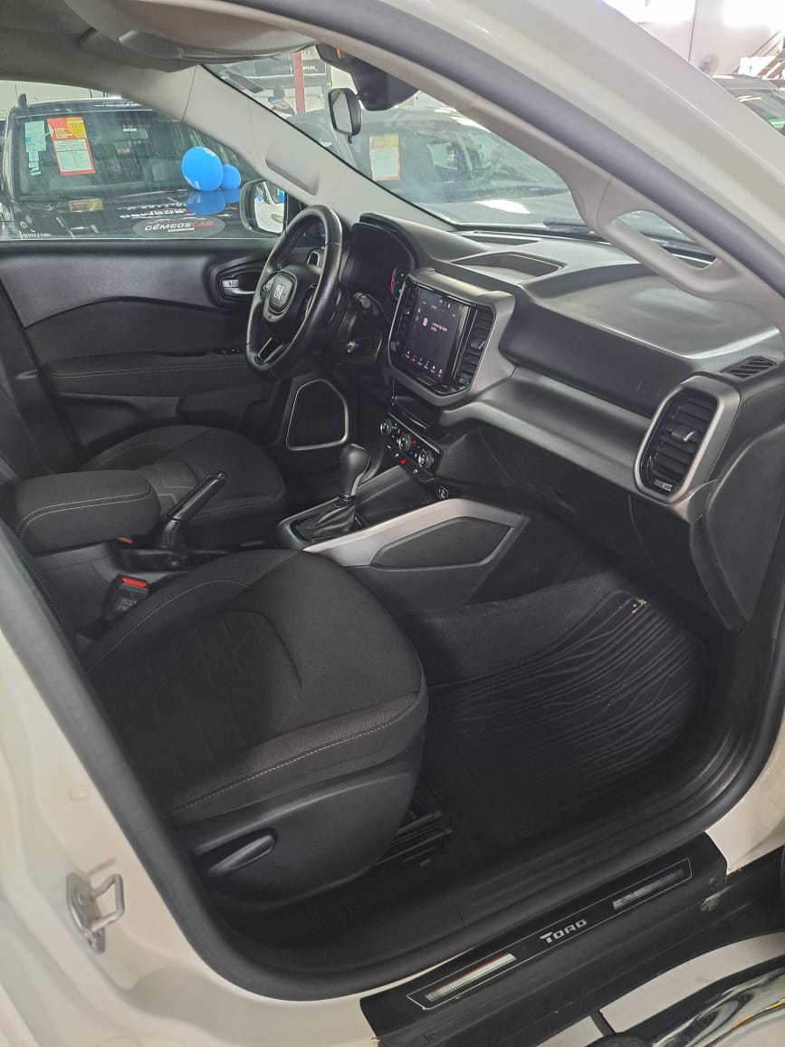 FIAT toro freedom at6 cabine dupla