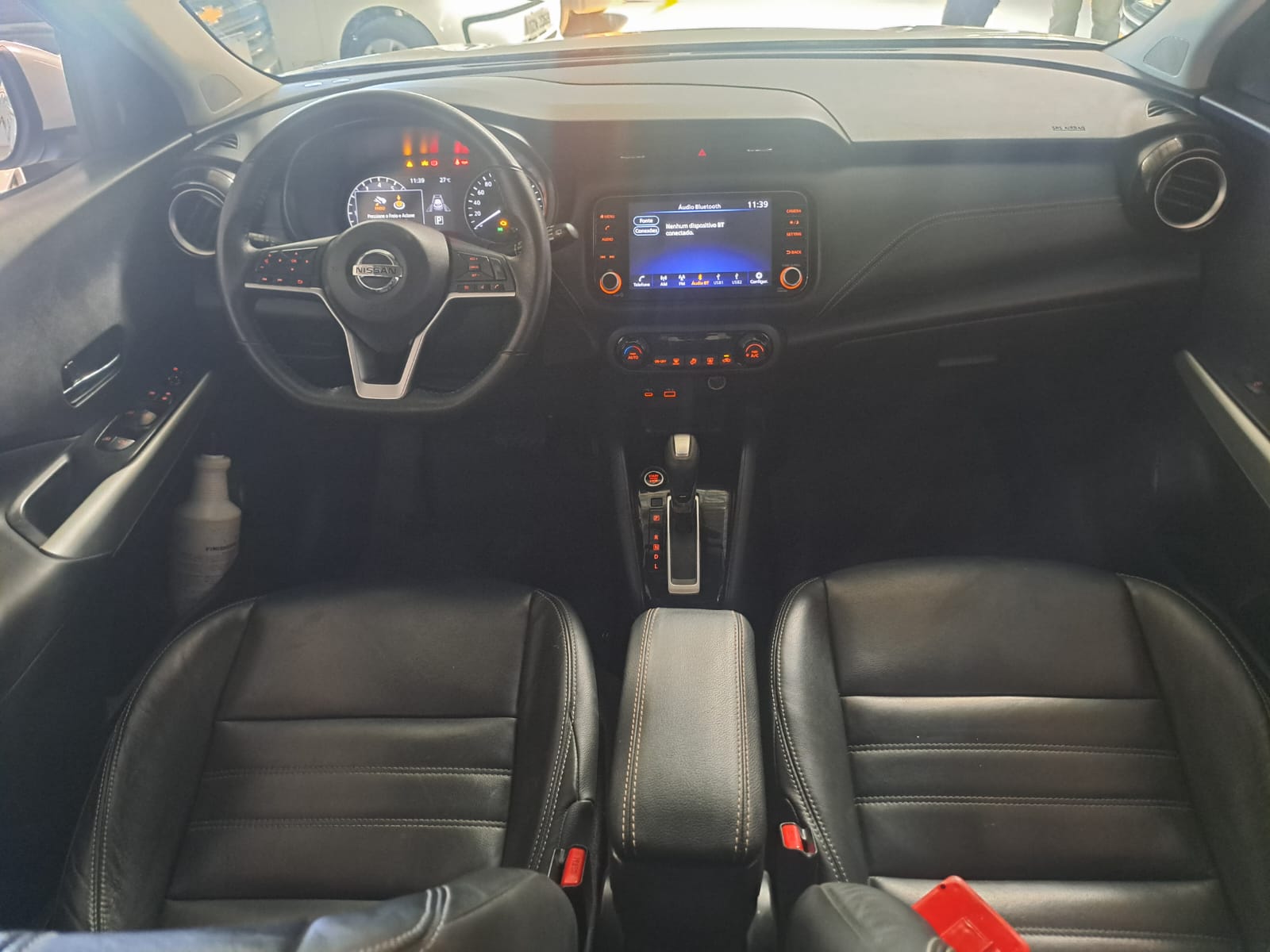NISSAN kicks exclusi cvt