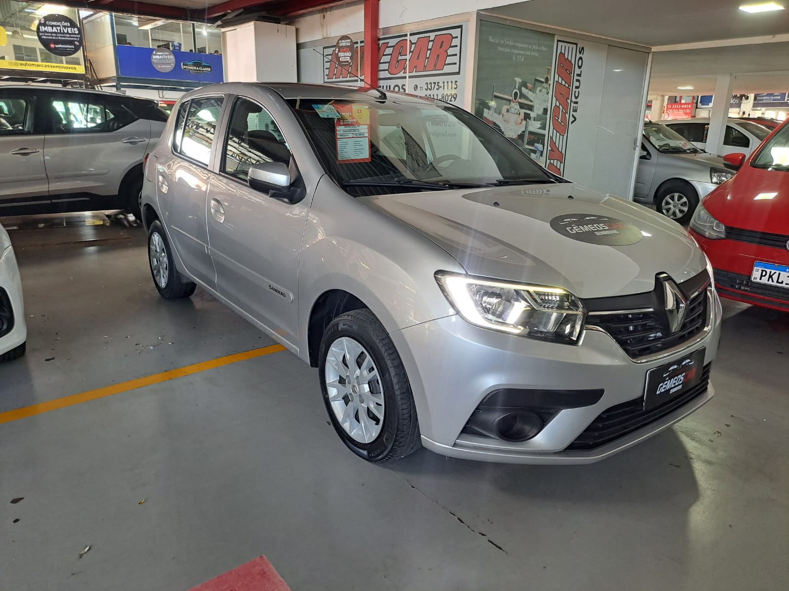 RENAULT SANDERO