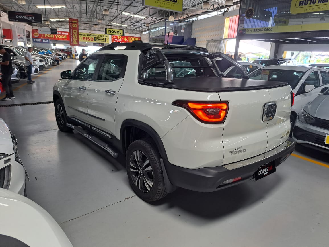 FIAT toro freedom at6 cabine dupla