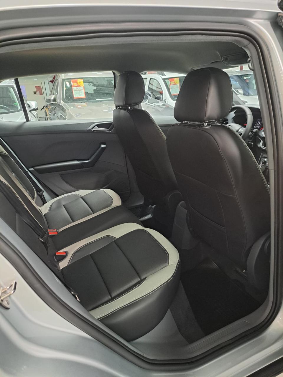 VOLKSWAGEN t cross sense ad