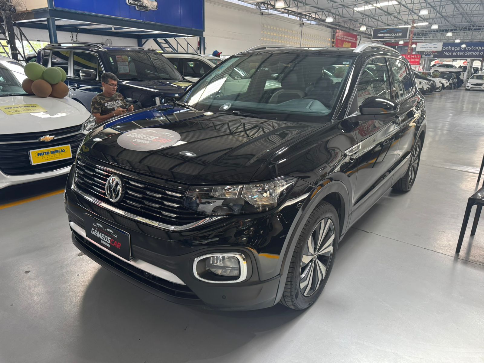 VOLKSWAGEN t cross highline 250 tsi aut