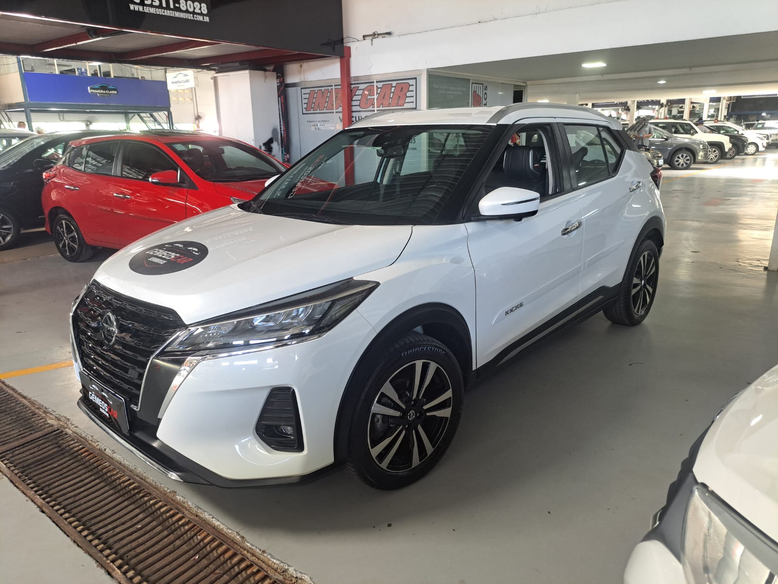 NISSAN kicks exclusi cvt